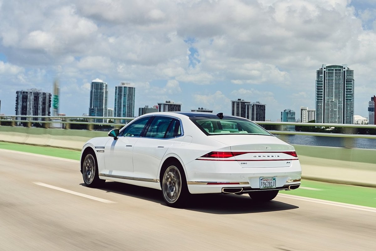 Genesis G90 rear