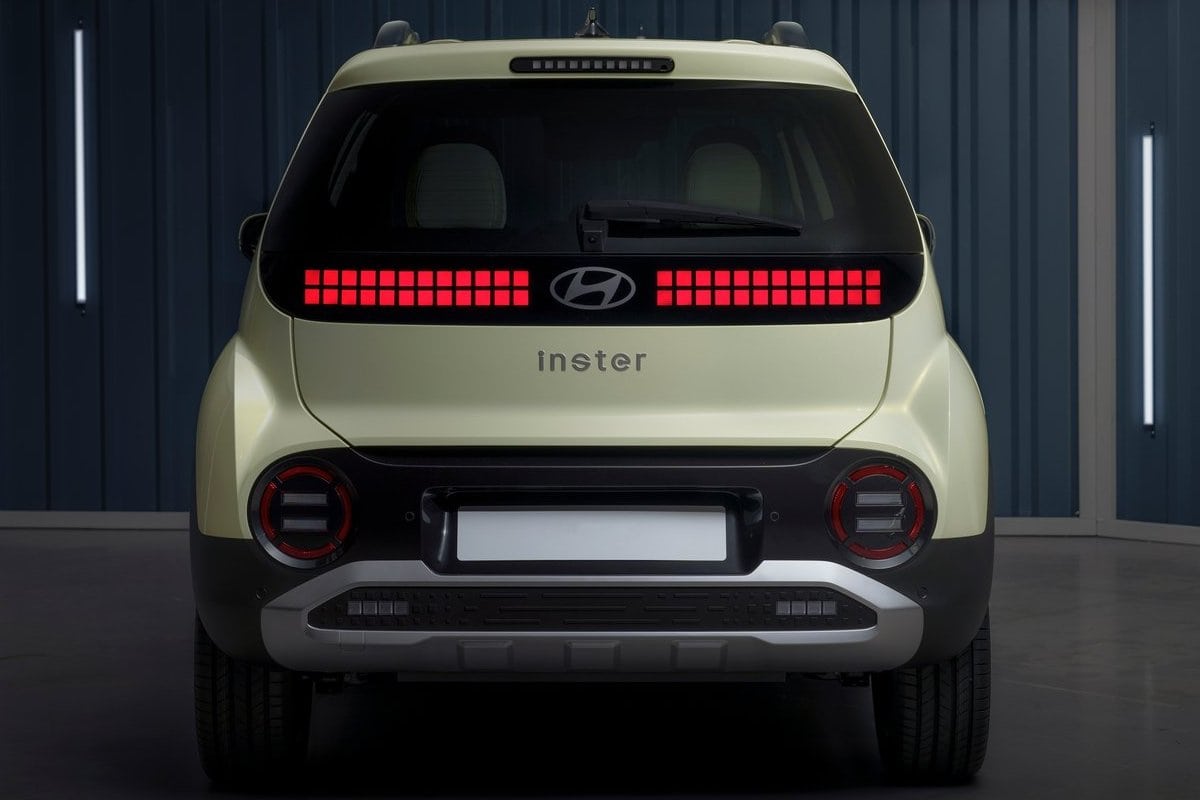 Hyundai Inster rear