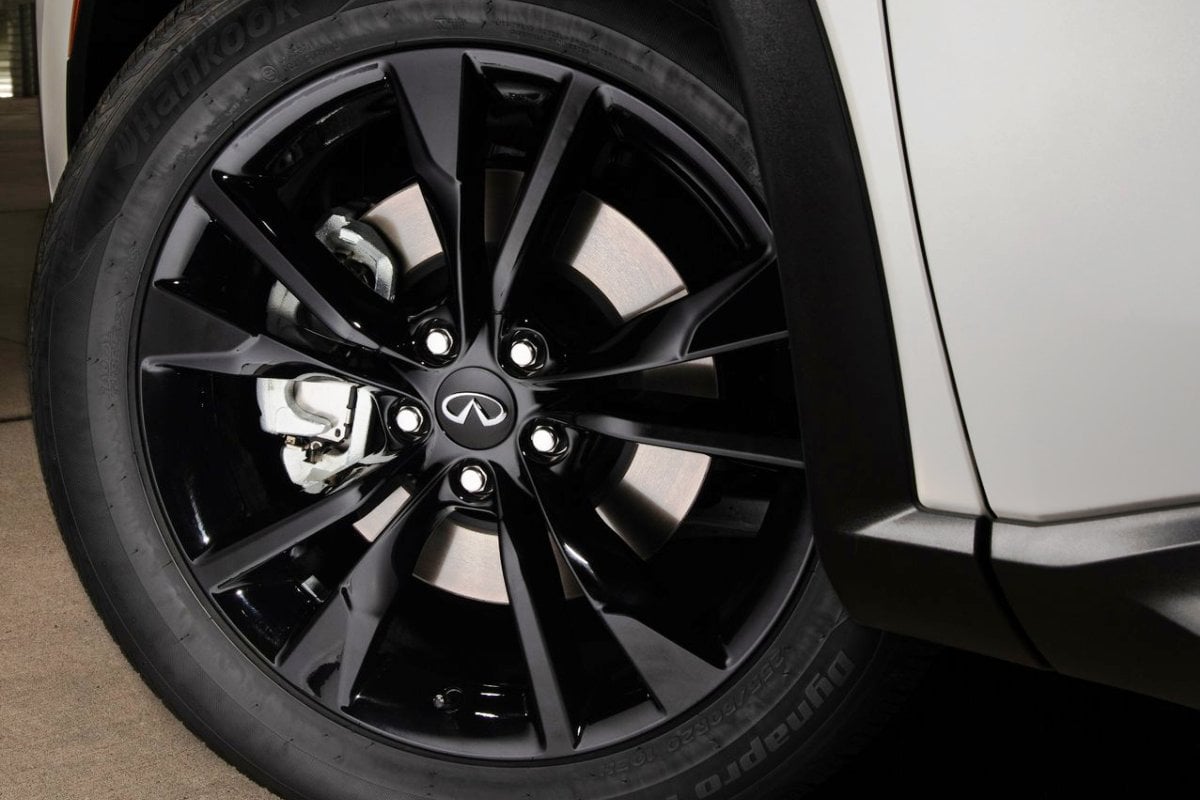 Infiniti QX60 Black wheels