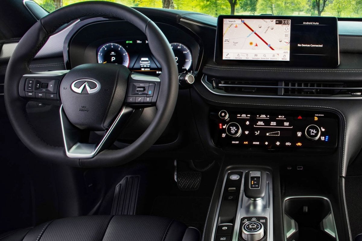 Infiniti QX60 inside