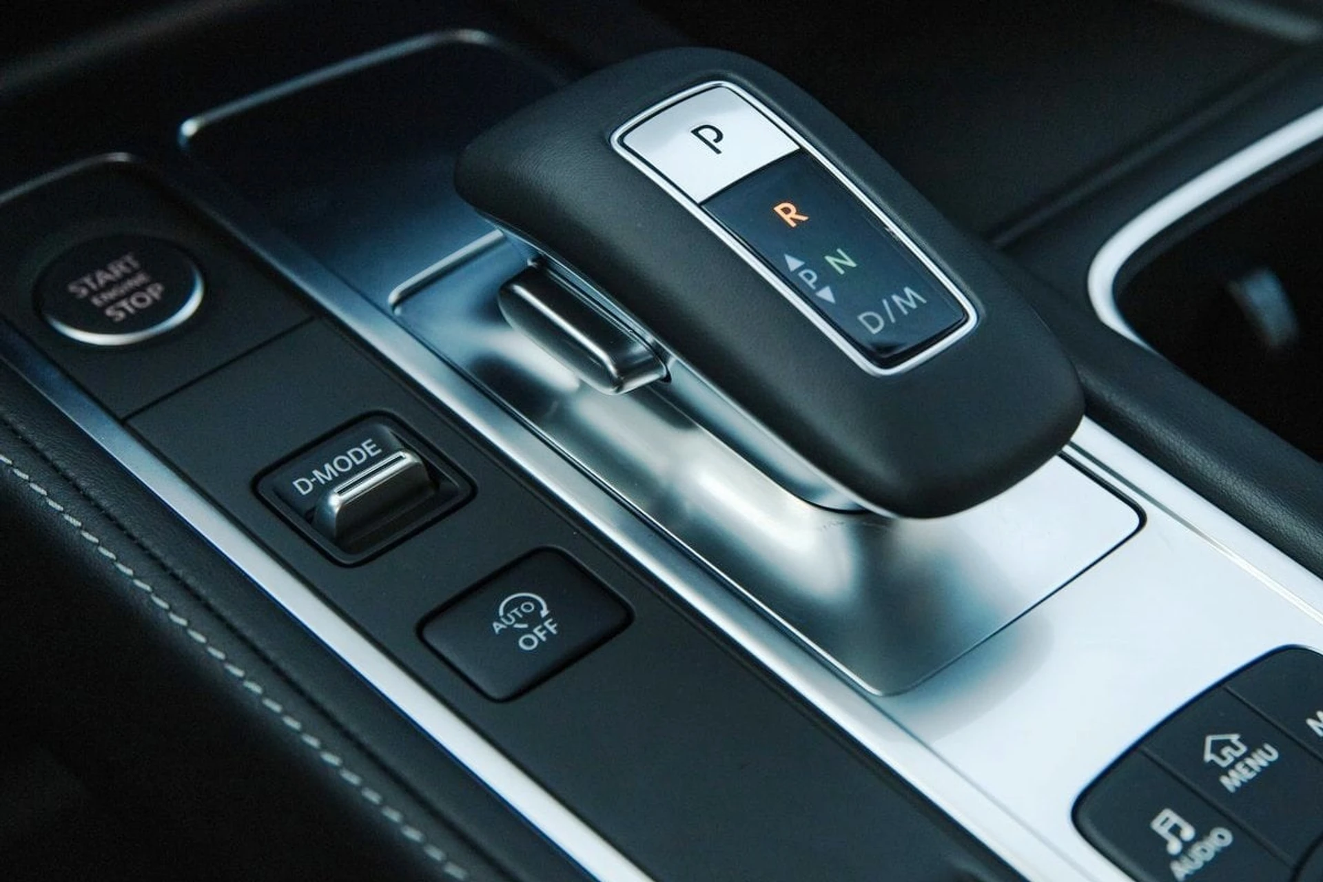 Infiniti QX60 inside gearbox