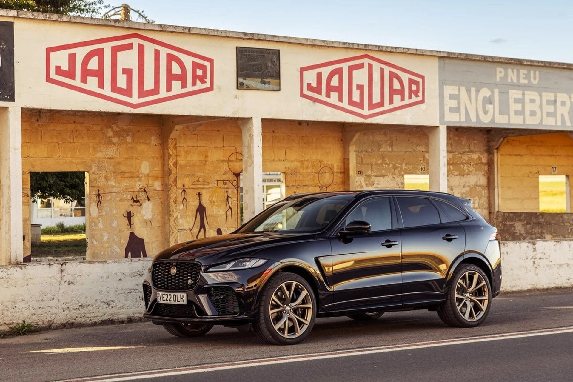 Jaguar F-Pace