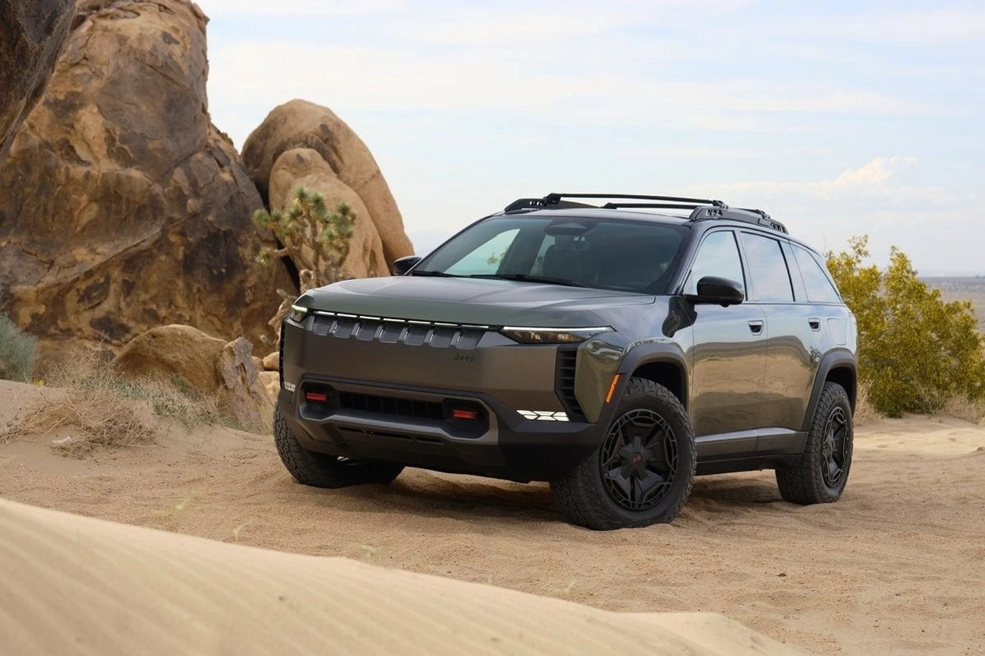 Jeep Wagoneer S Trailhawk