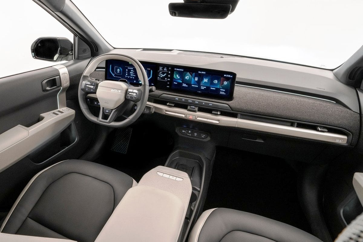 Kia EV3 inside