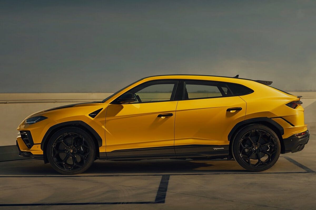 Lamborghini Urus Performante 2