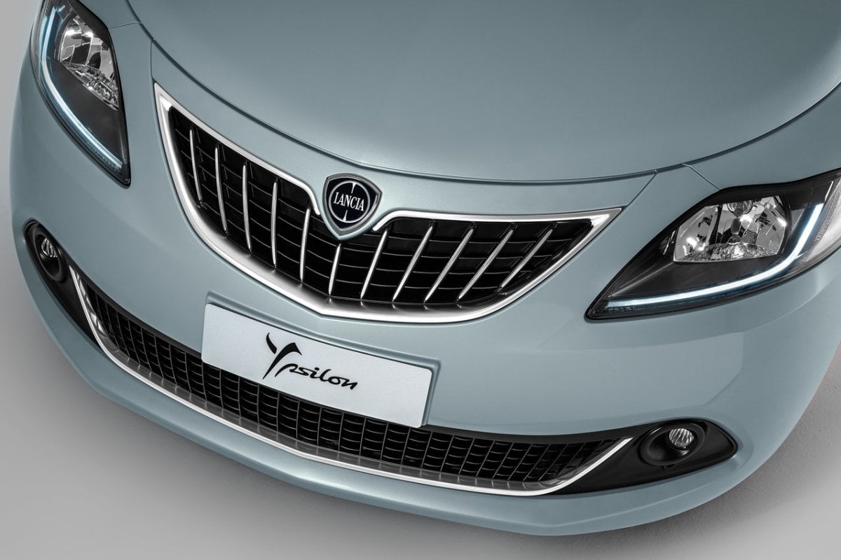 Lancia Ypsilon 4