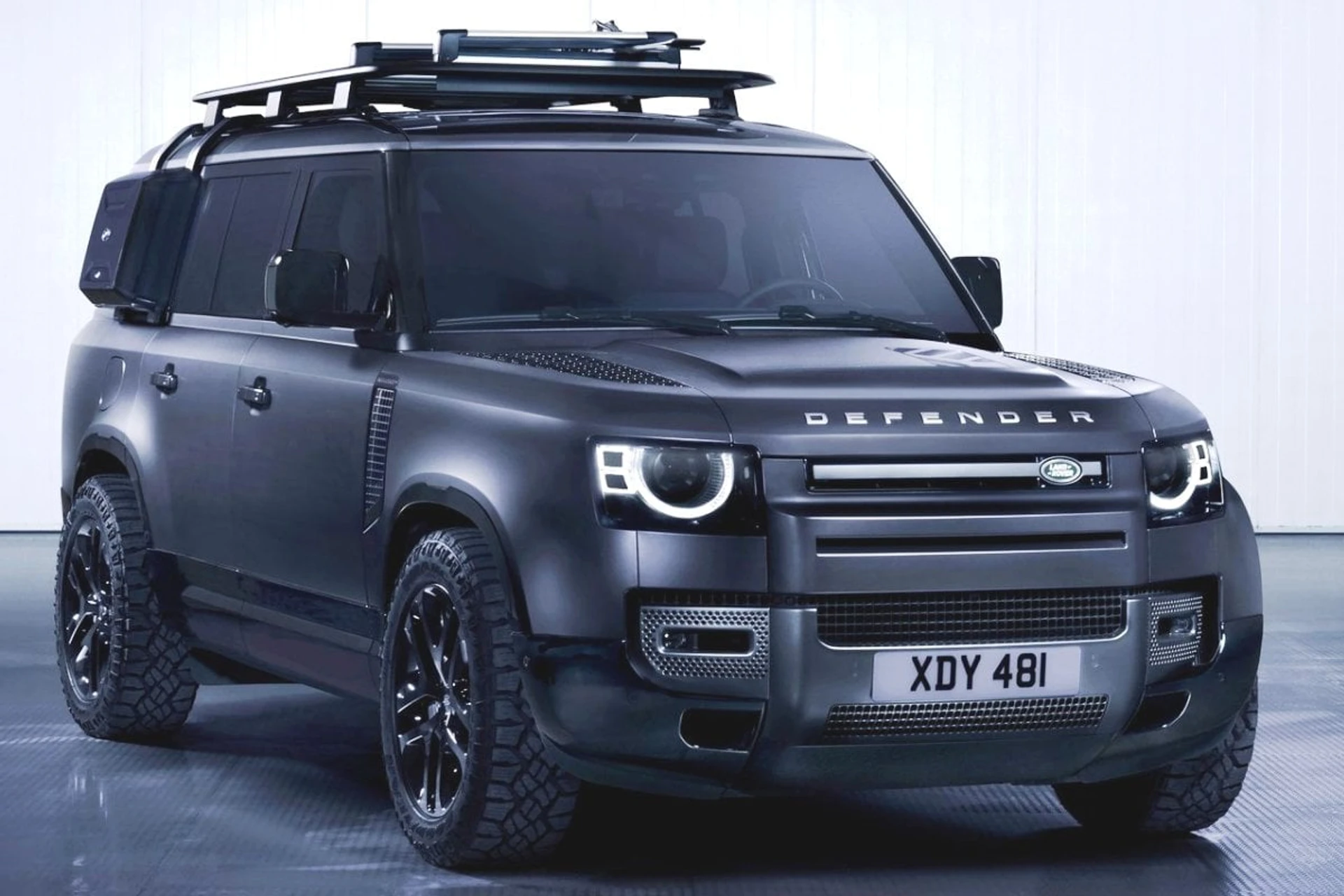 Land Rover Defender 130 Outbound 2024