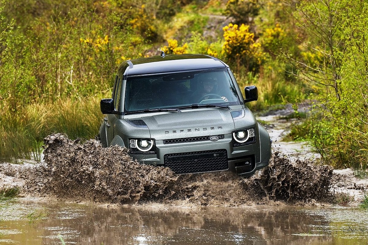 Land Rover Defender OCTA front