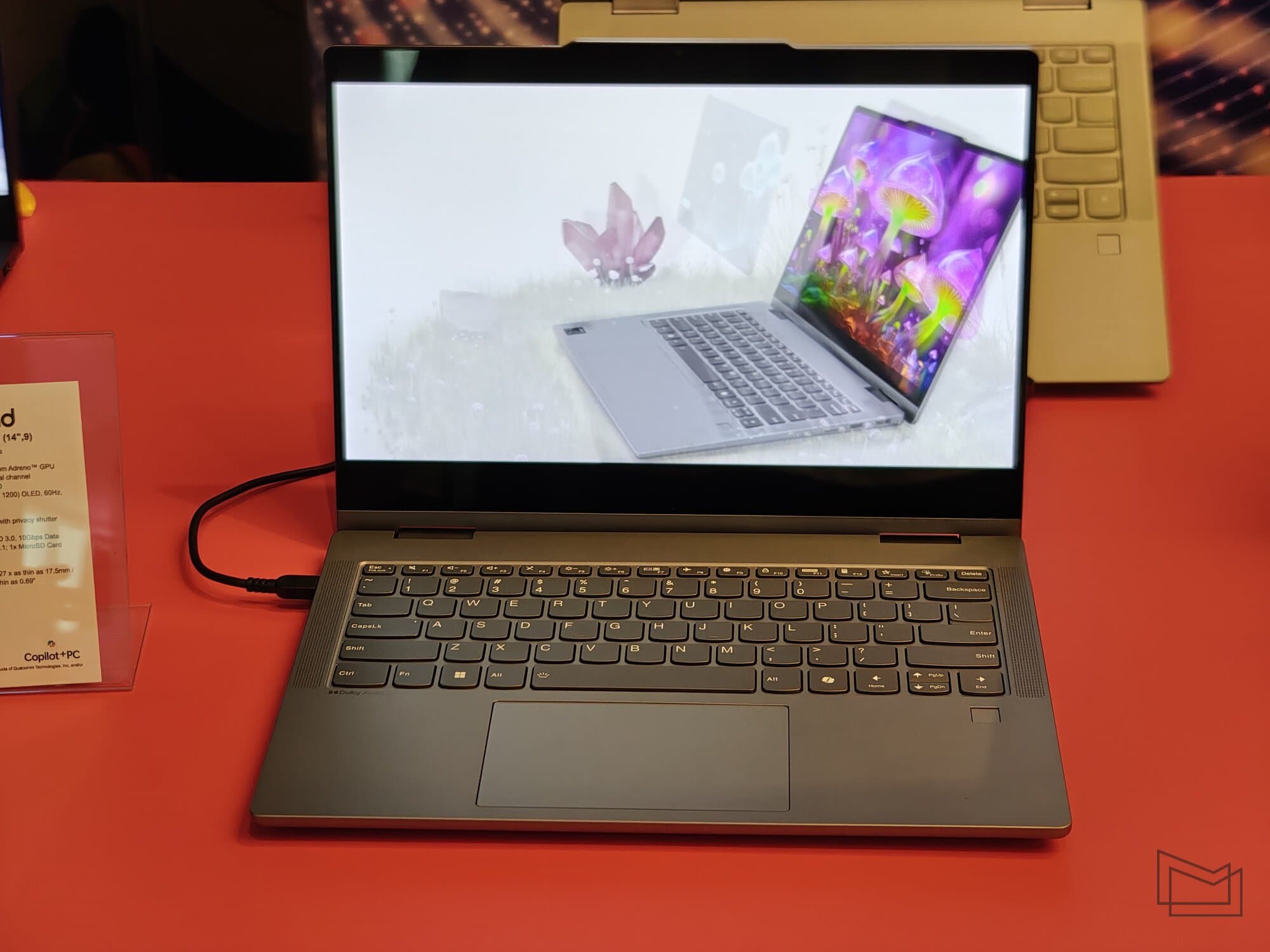 Lenovo_IdeaPad_5x_2-in-1_IFA_1