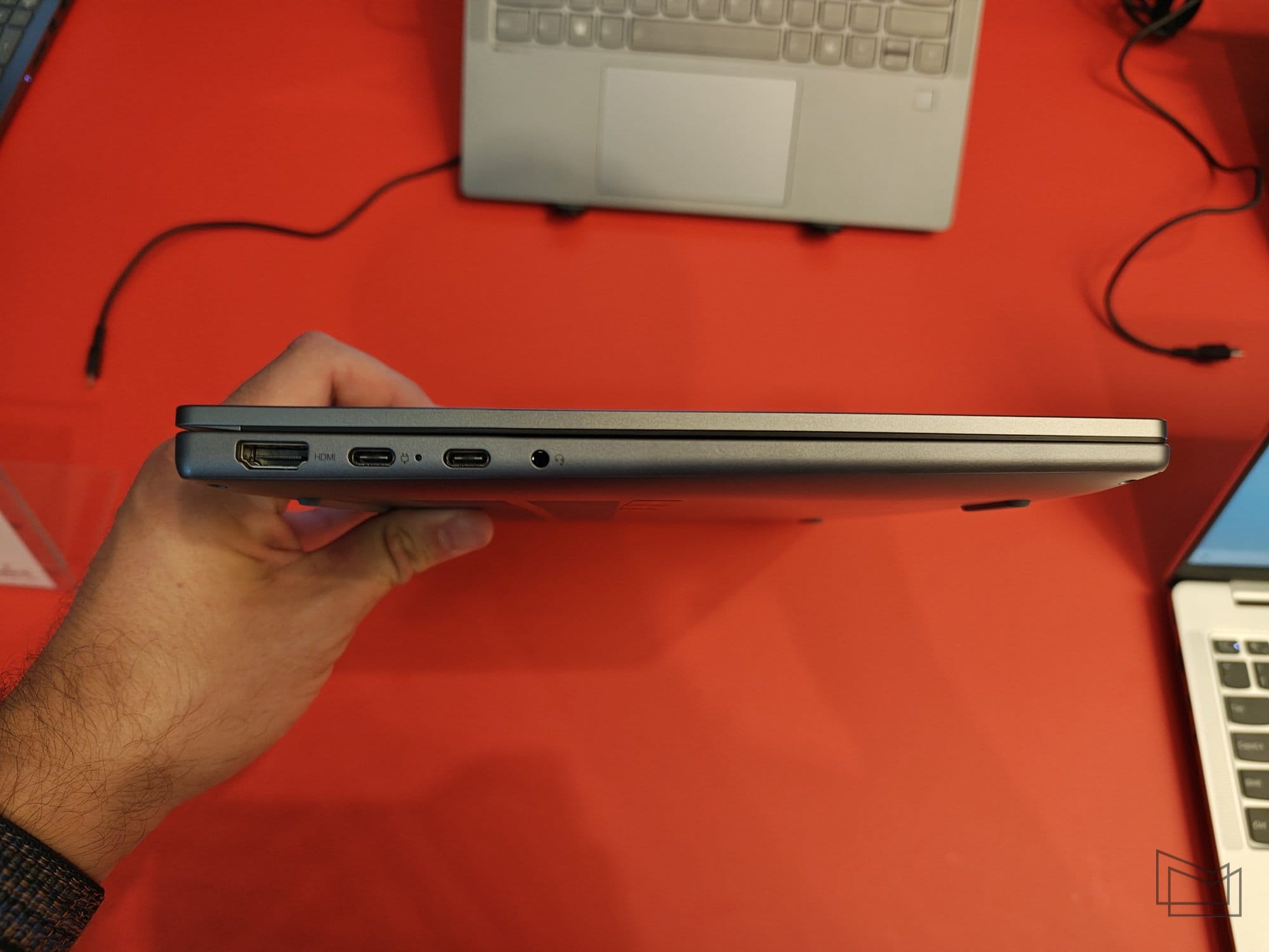 Lenovo_IdeaPad_5x_2-in-1_IFA_15