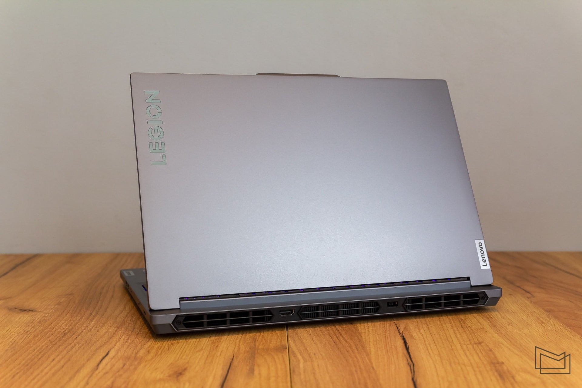 Lenovo Legion 5 16IRX9 (8 of 30)