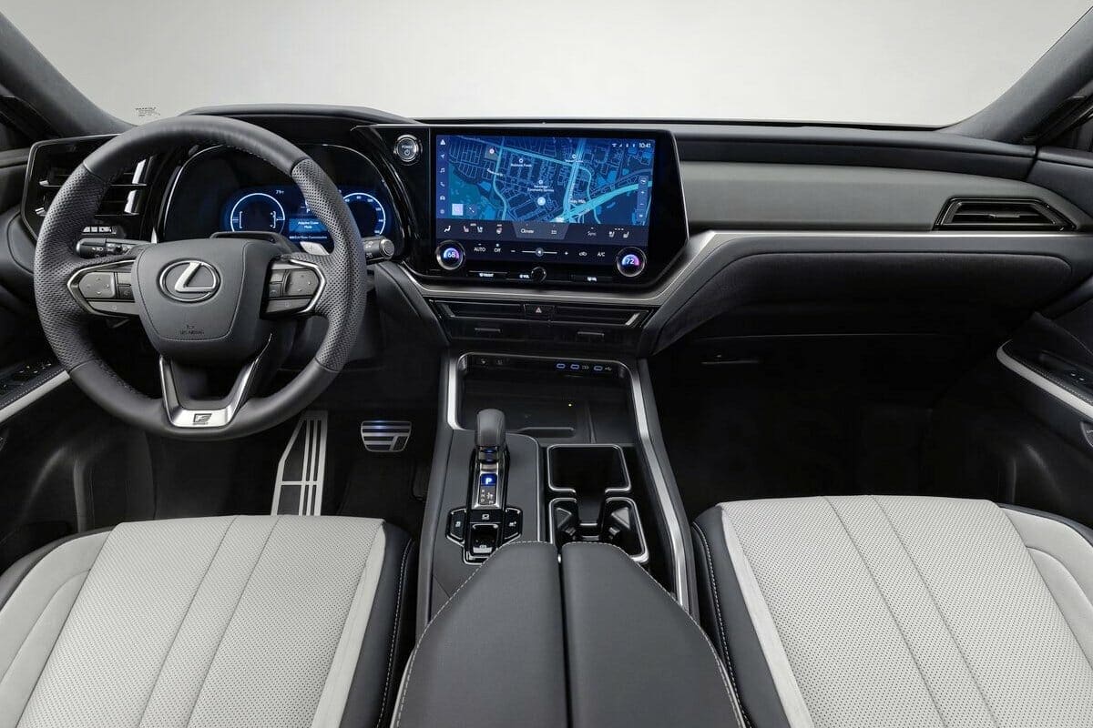 Lexus TX 5