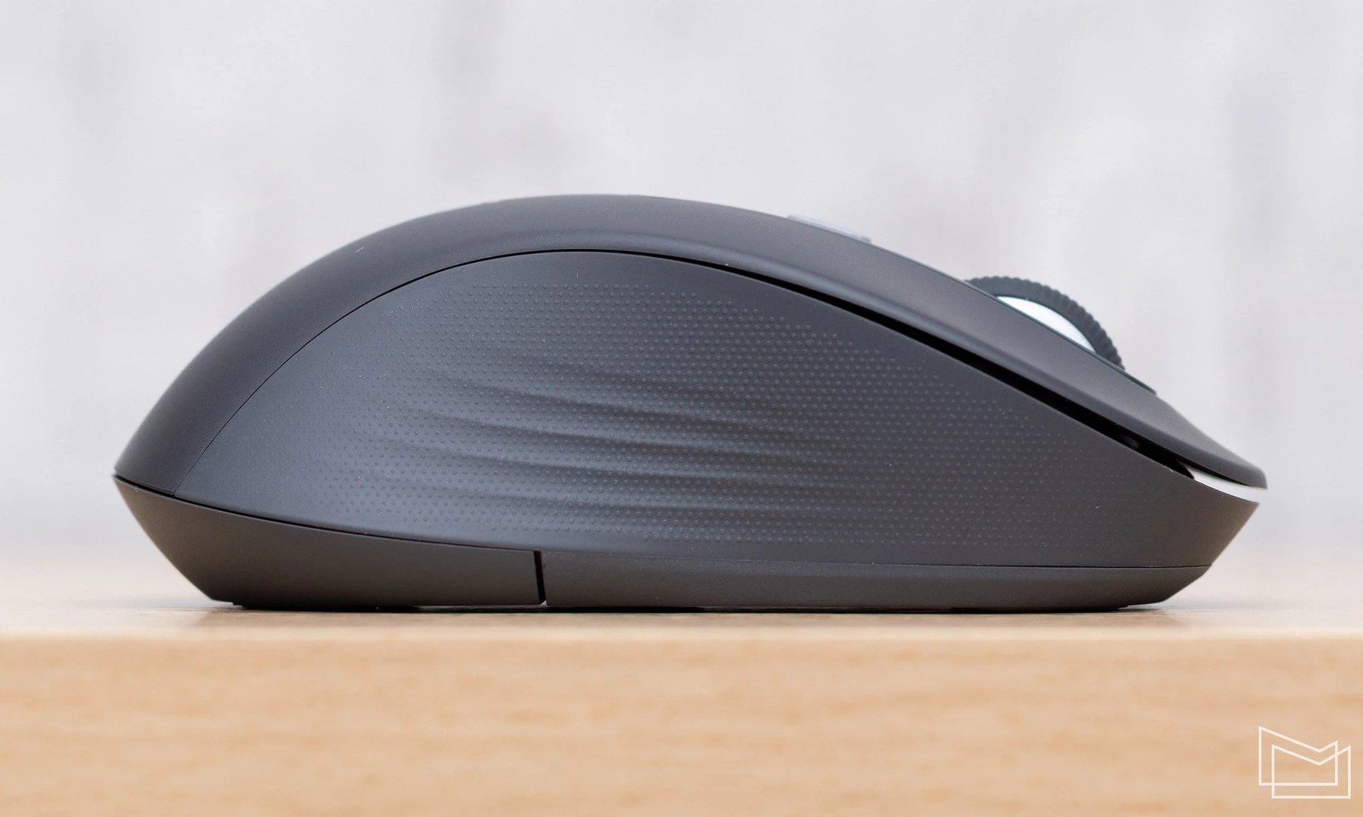Logitech Signature Slim Combo MK950 07