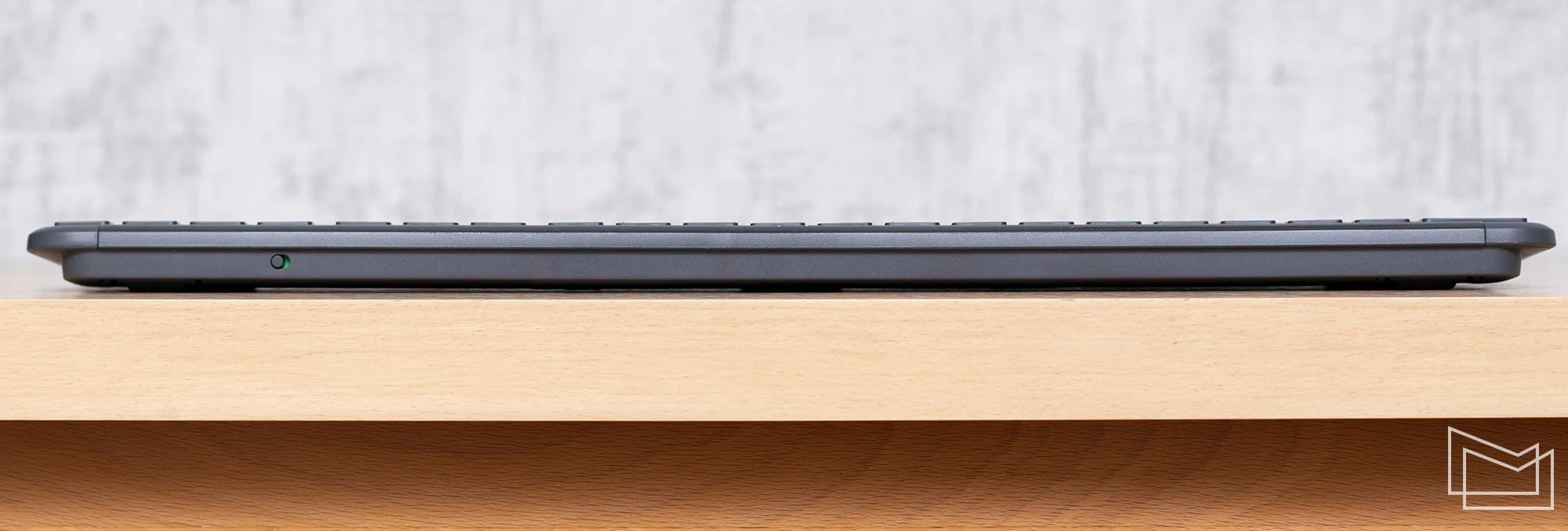 Logitech Signature Slim Combo MK950 20