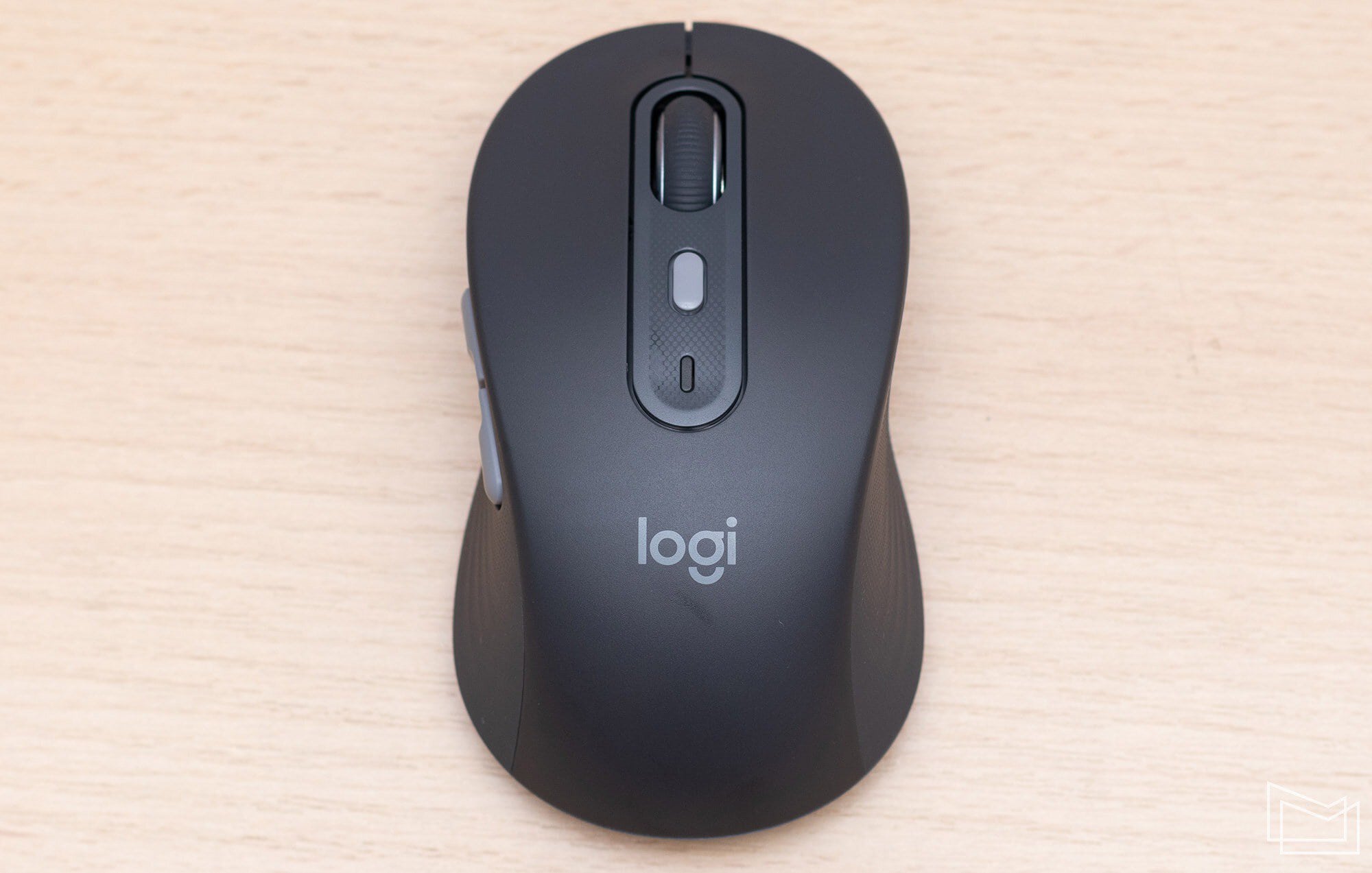 Logitech Signature Slim Combo MK950 10