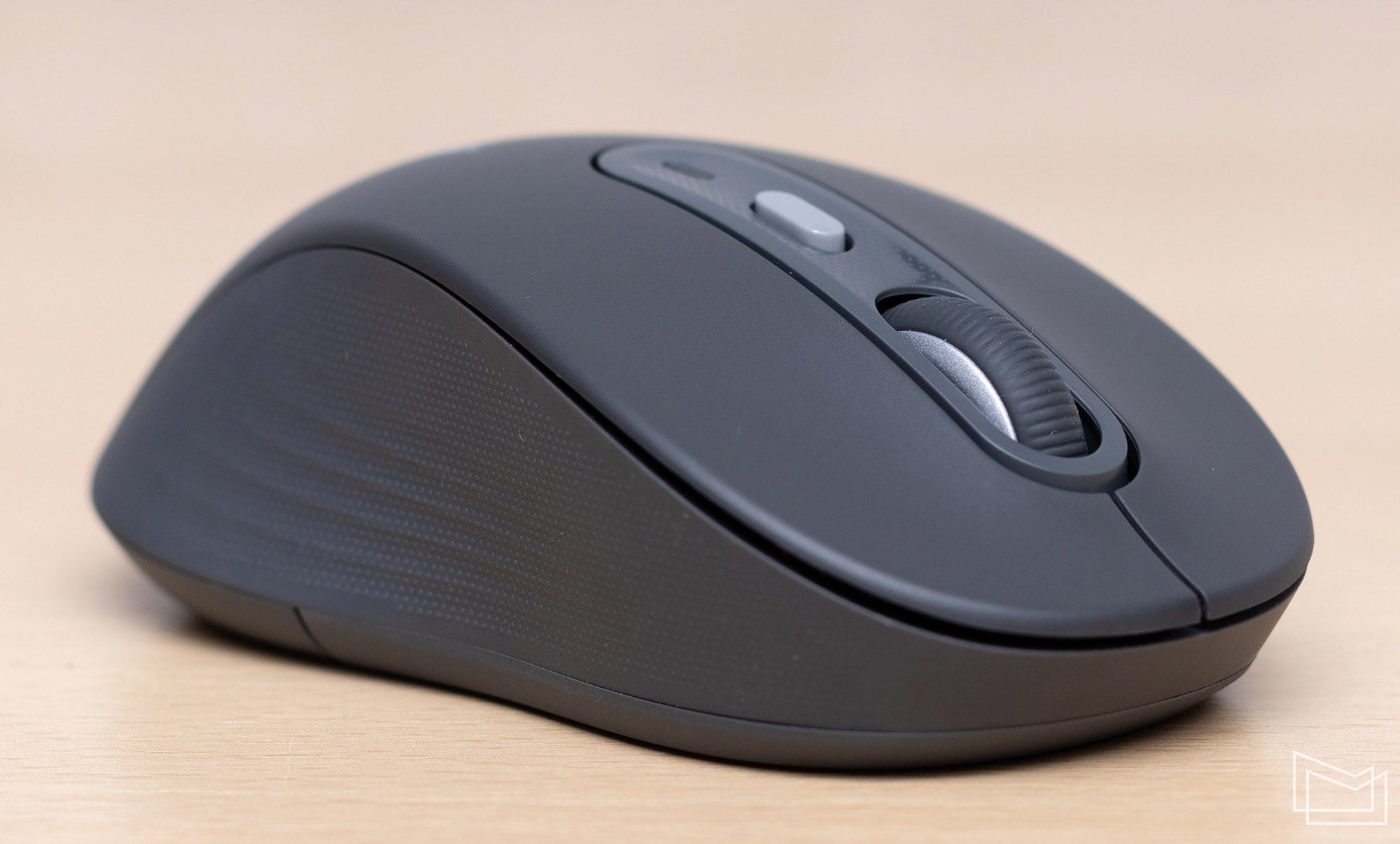 Logitech Signature Slim Combo MK950 13