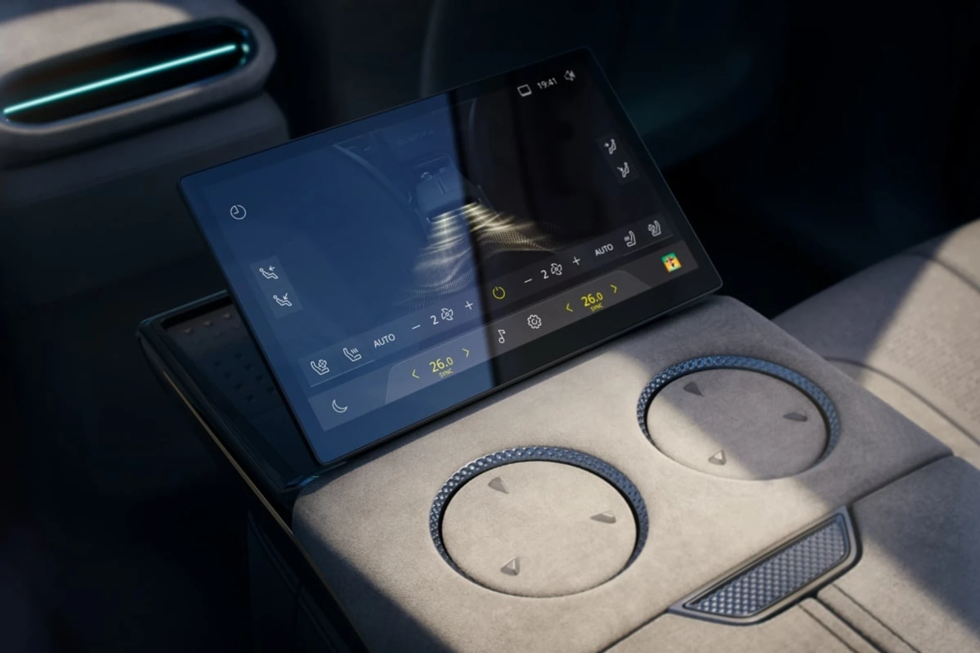 Lotus Electre 5