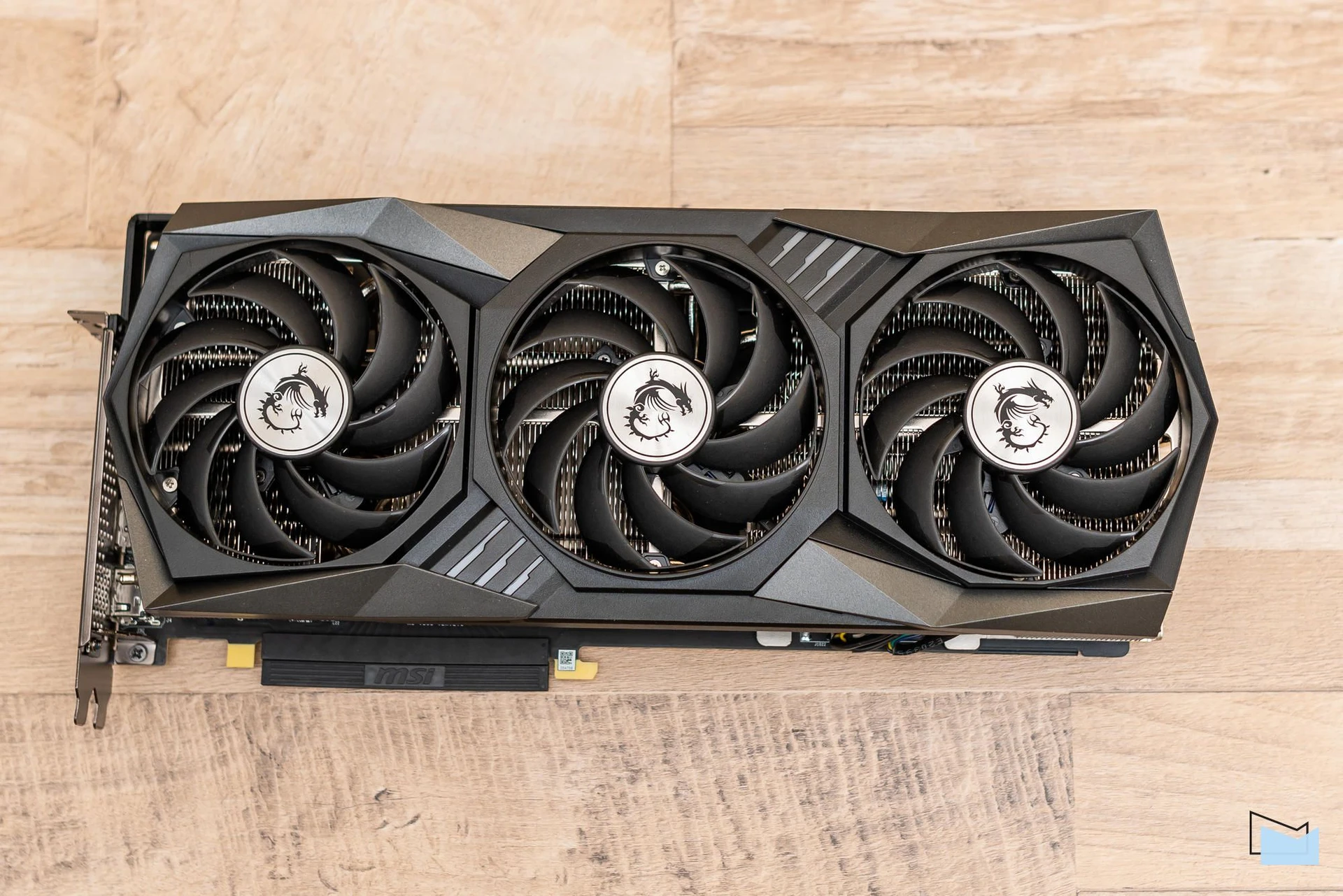 MSI-GeForce-RTX-3070Ti-GAMING-X-TRIO-8G_3