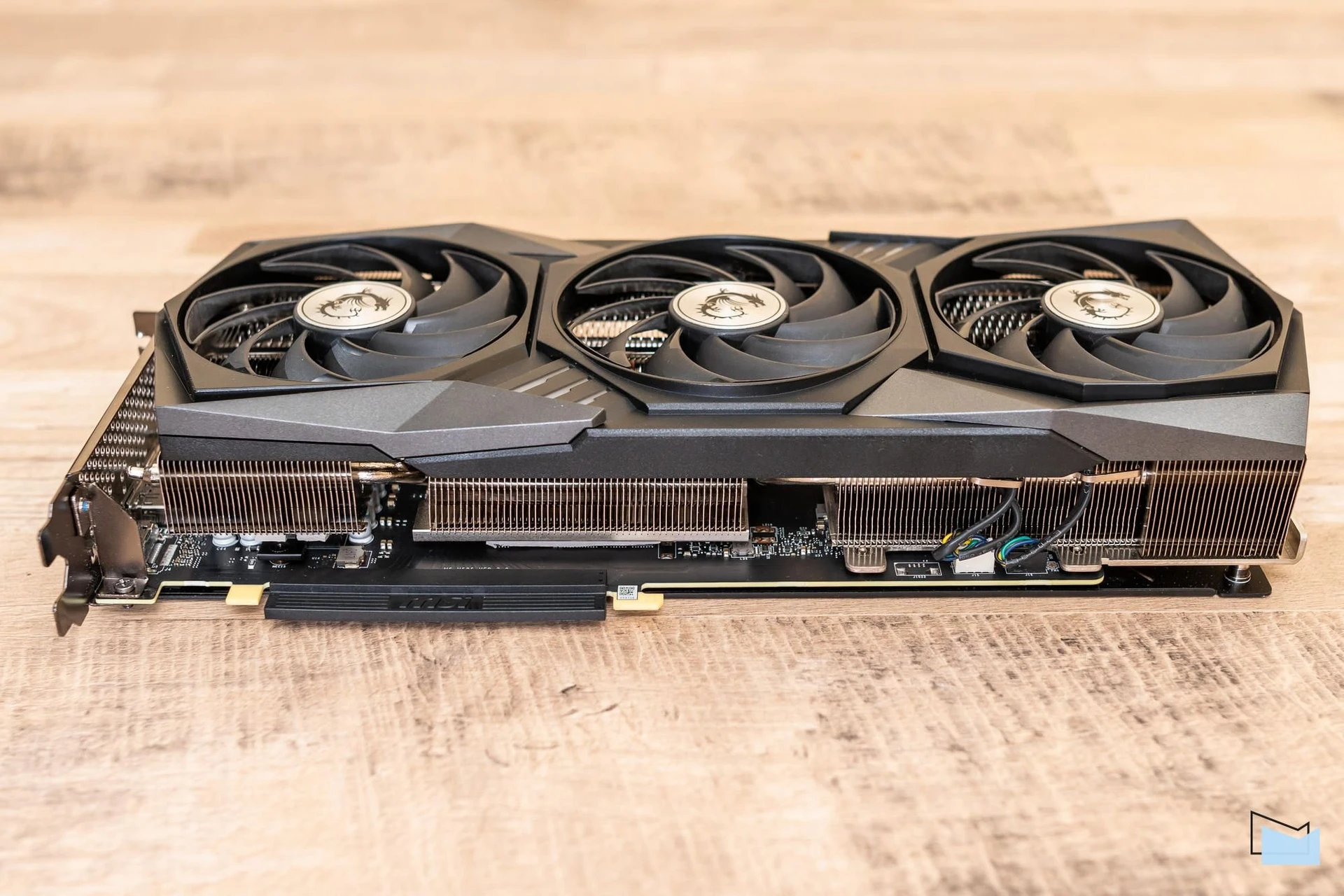 MSI-GeForce-RTX-3070Ti-GAMING-X-TRIO-8G_5