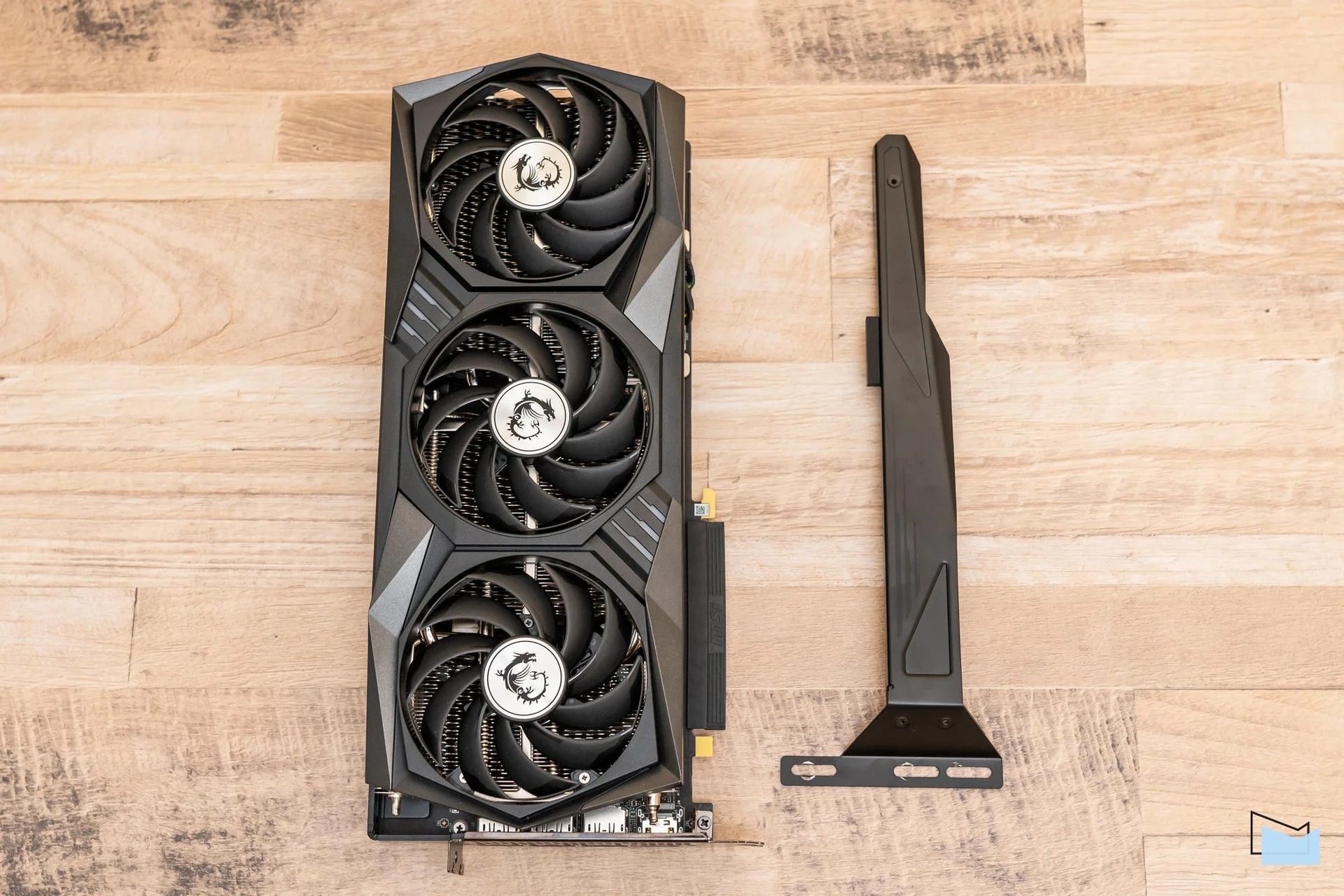 MSI-GeForce-RTX-3070Ti-GAMING-X-TRIO-8G_11