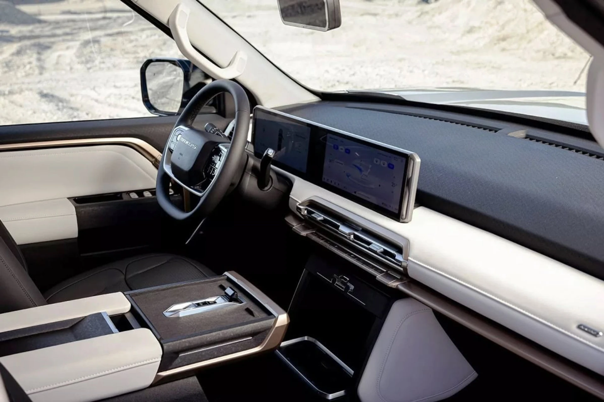 Maxus eTerron 9 inside