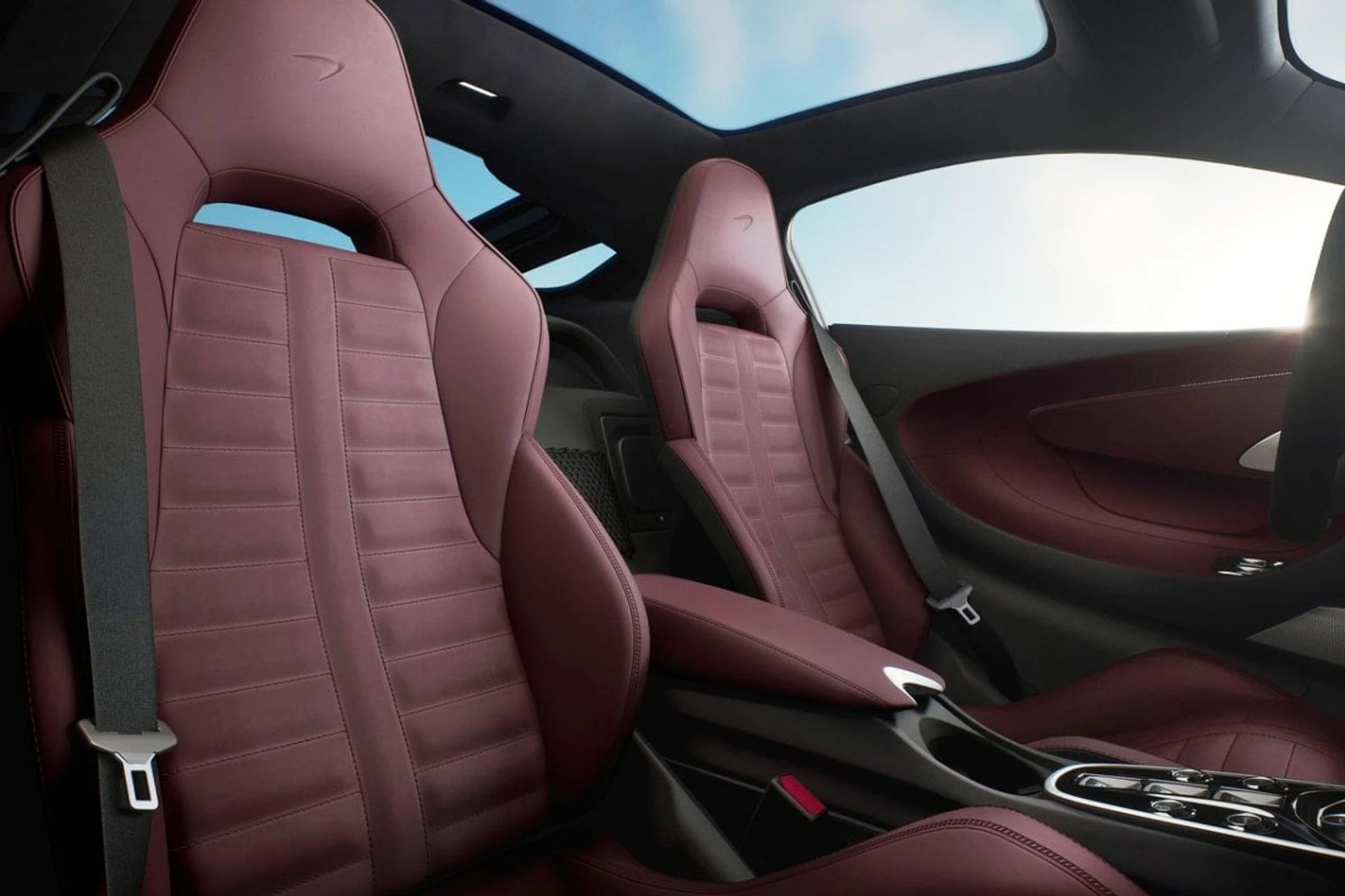 McLaren GTS inside