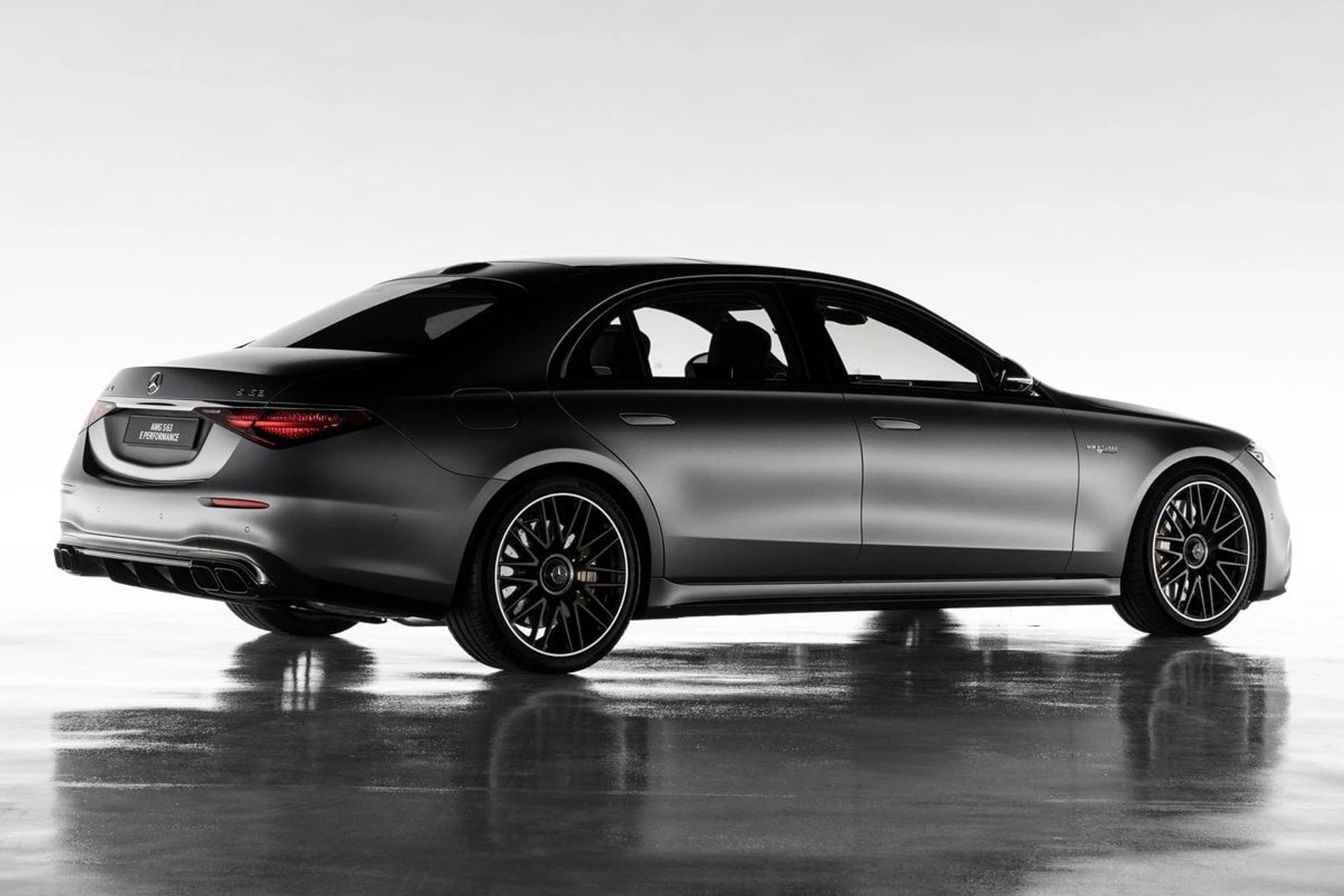 Mercedes-AMG S 63 4