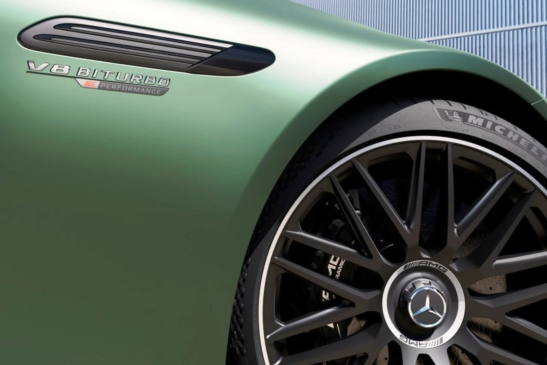Mercedes AMG SL 63 S AMG E Performance