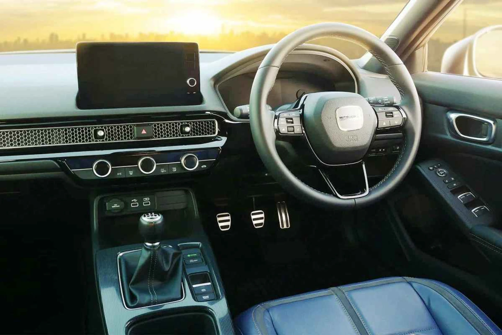 Mitsuoka M55 inter