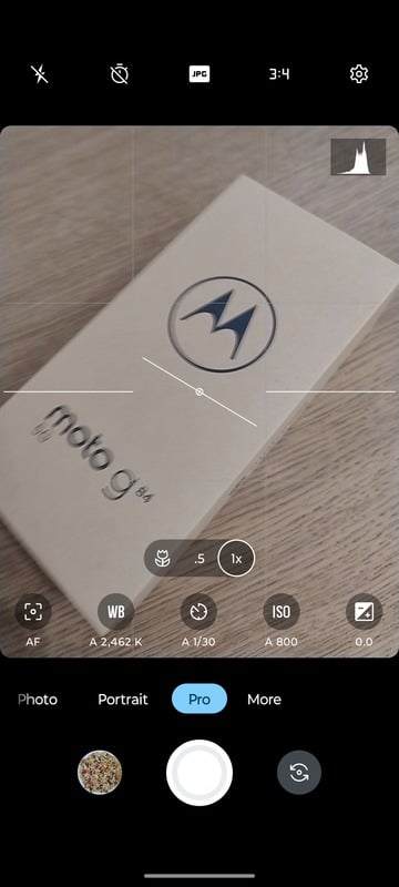 Moto G84 screens 22