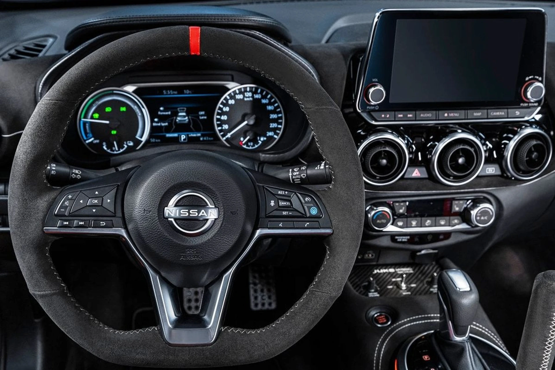 Nissan Juke Hybrid Rally Tribute Concept 7