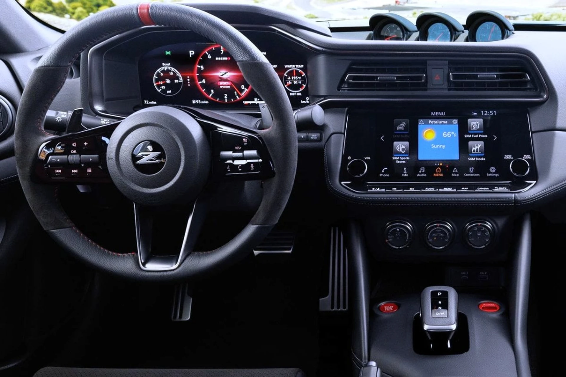 Nissan Z Nismo inside