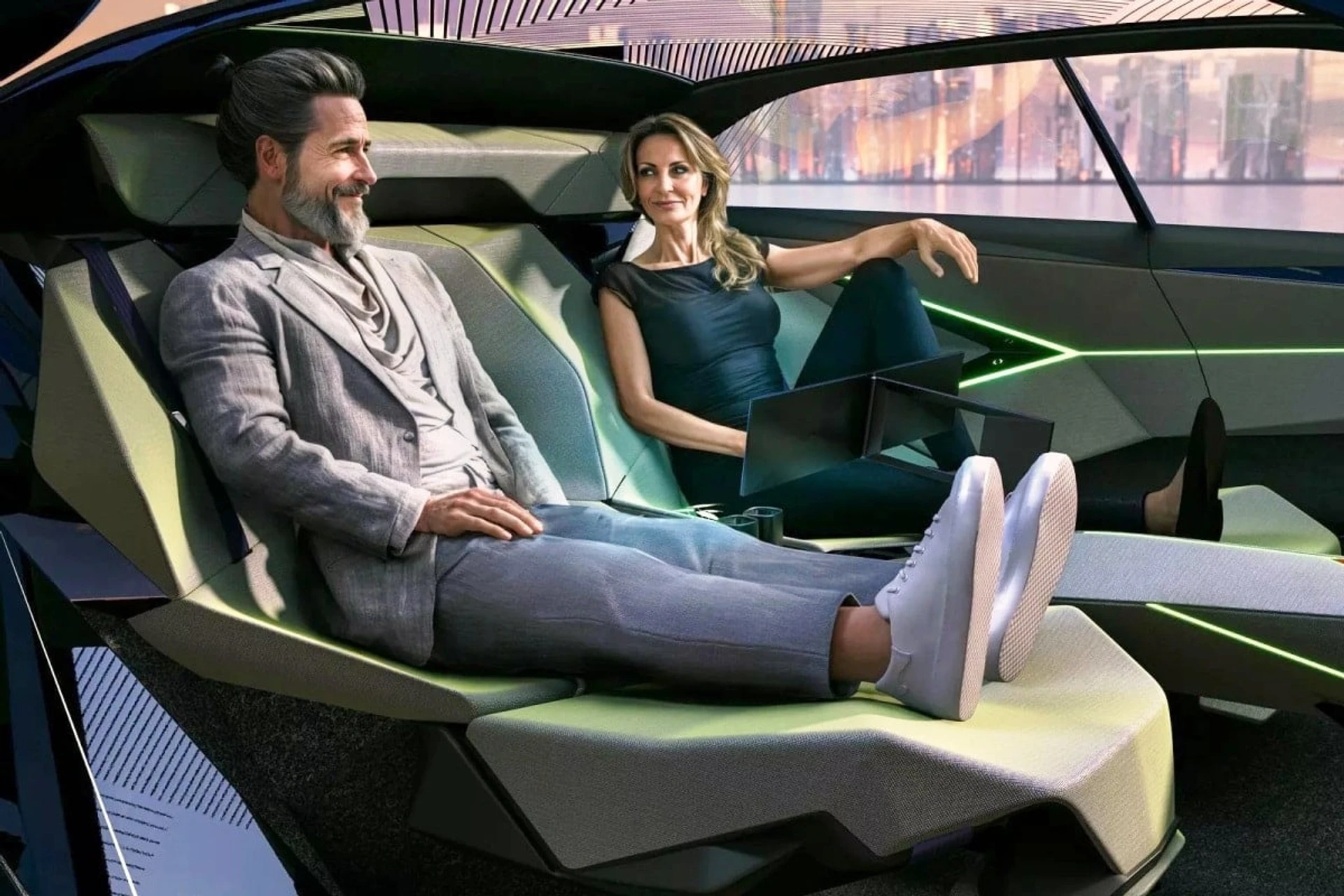 Nissan Hyper Urban inside