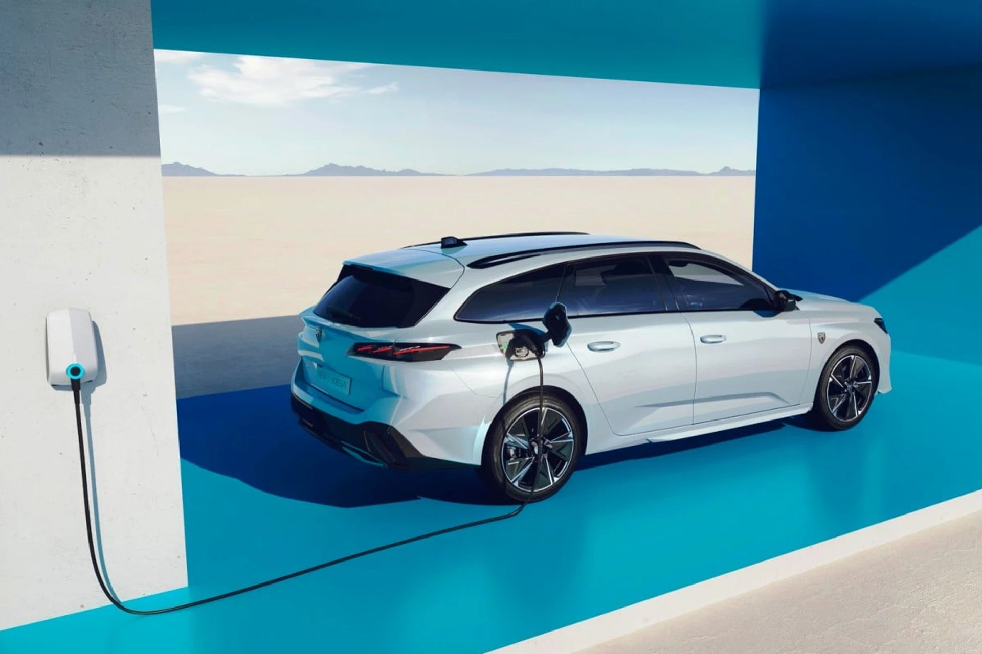 Peugeot E-308 SW