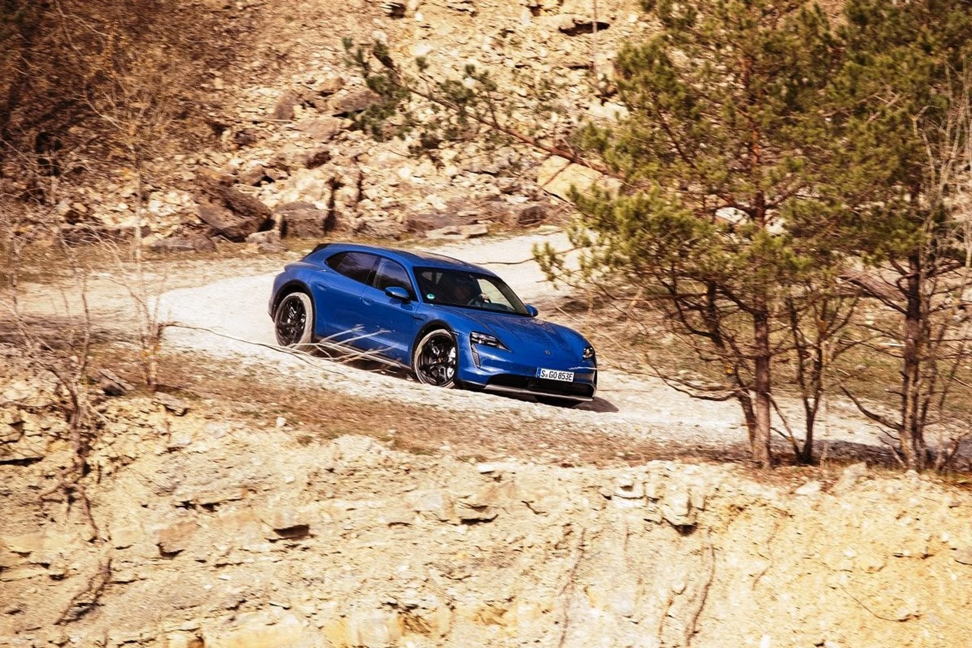Porsche Taycan Cross Turismo