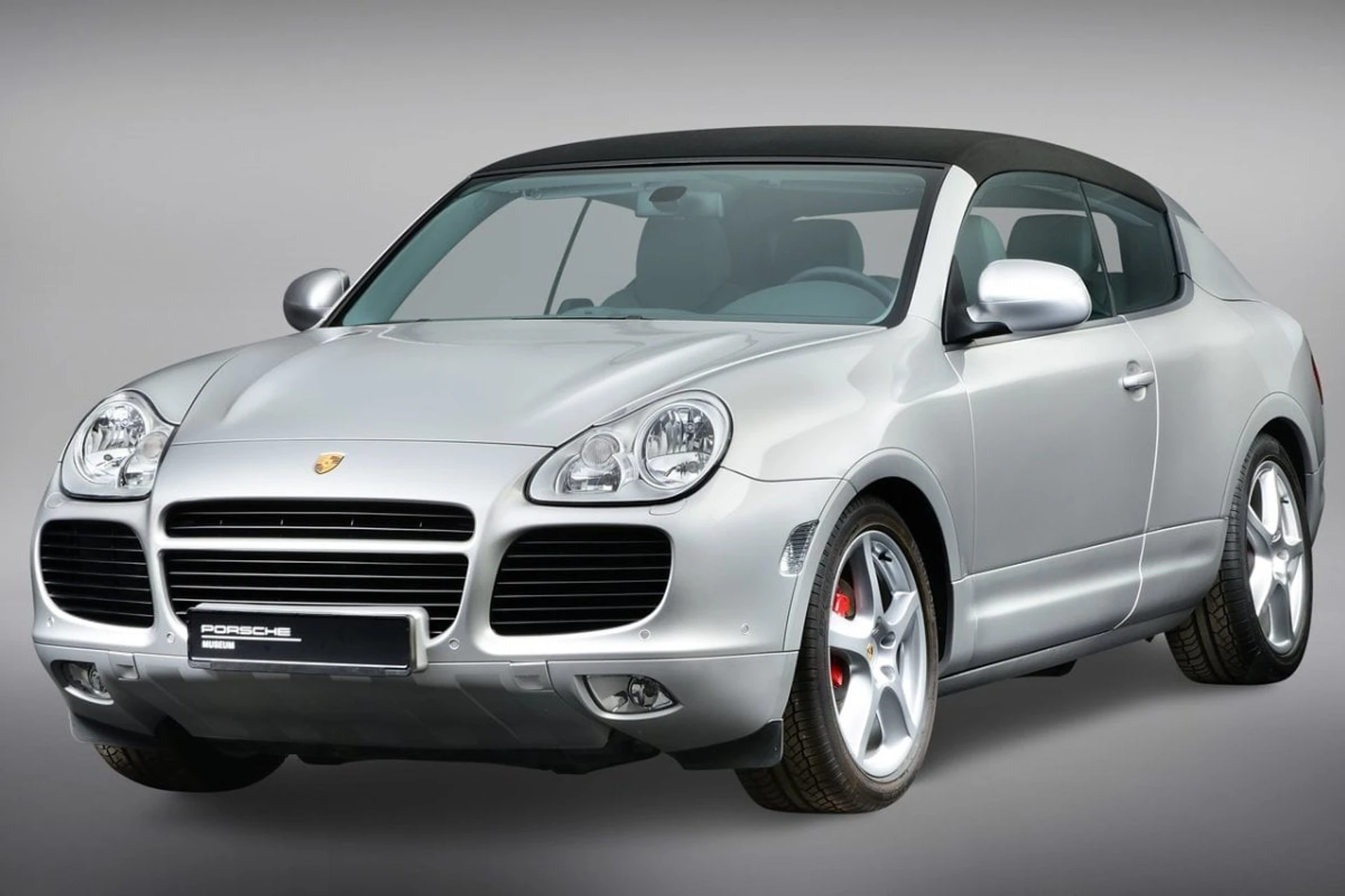 Porsche Cayenne Convertible 2002