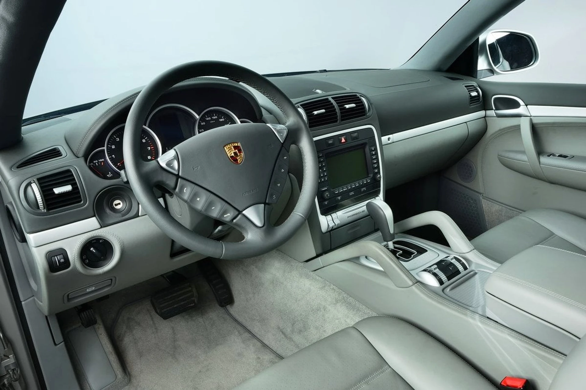 Porsche Cayenne Convertible Concept inter