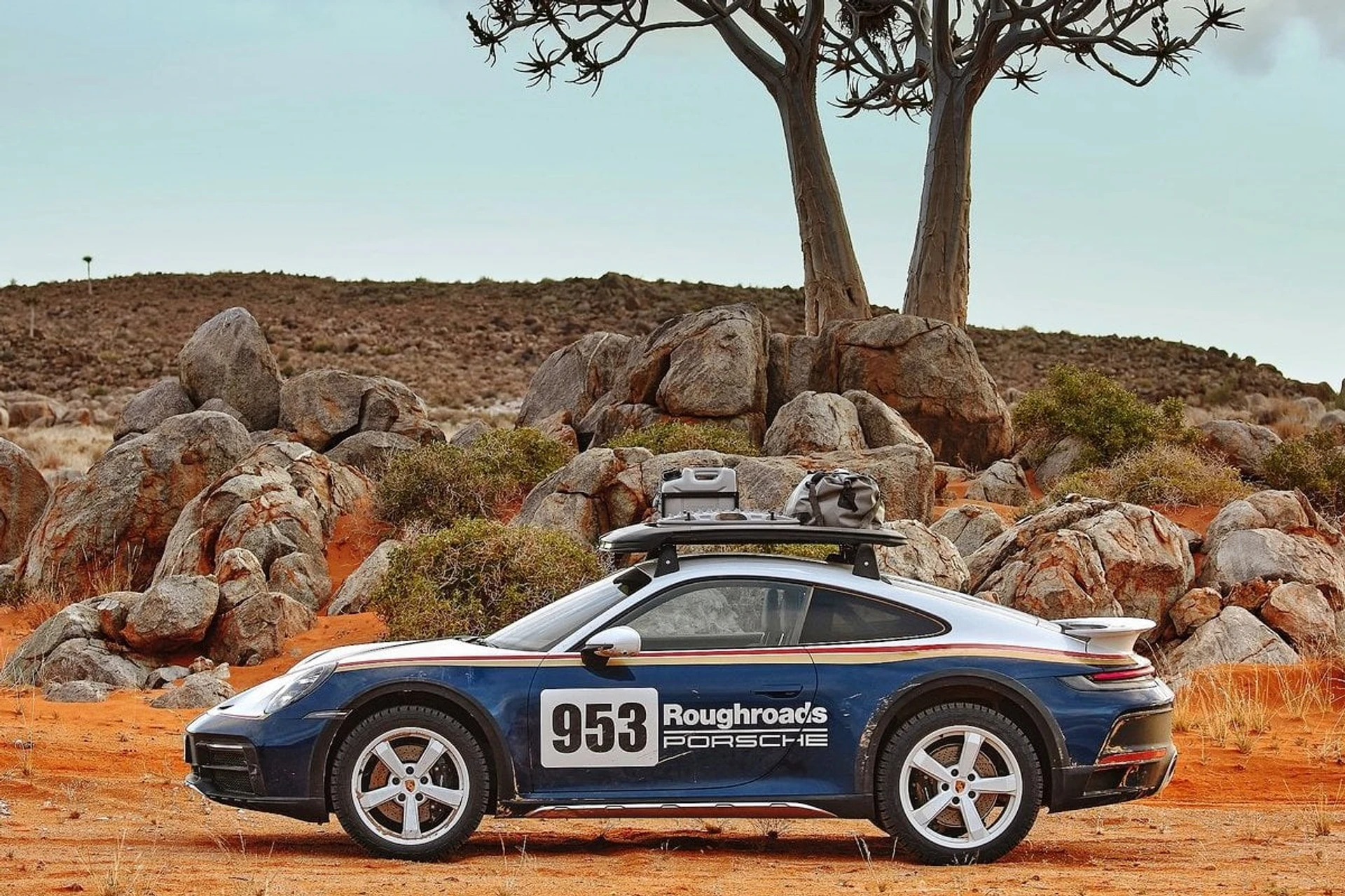 Porsche 911 Dakar 2