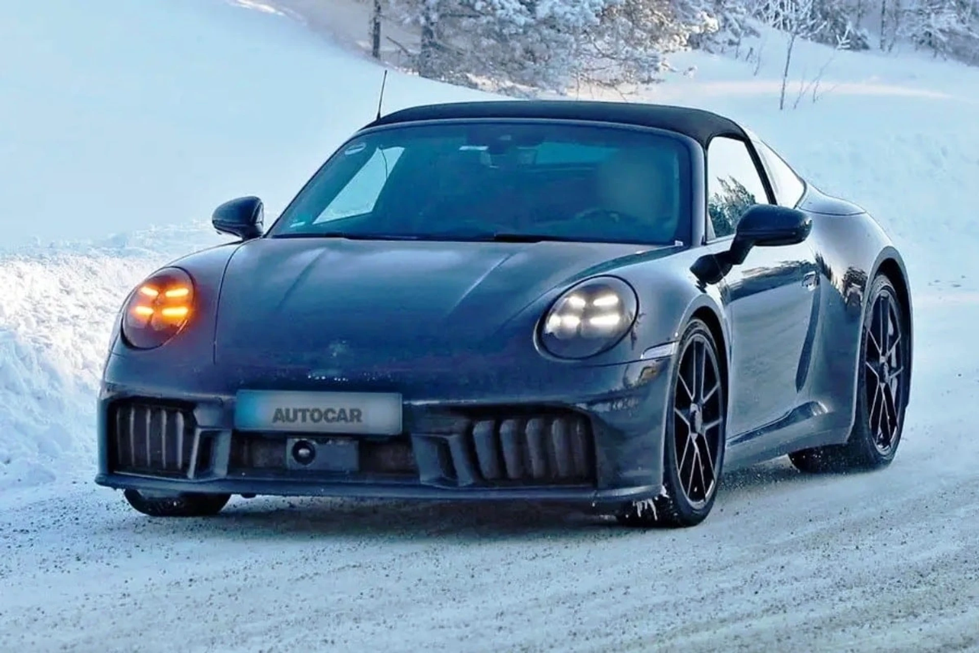 Porsche 911 facelift front