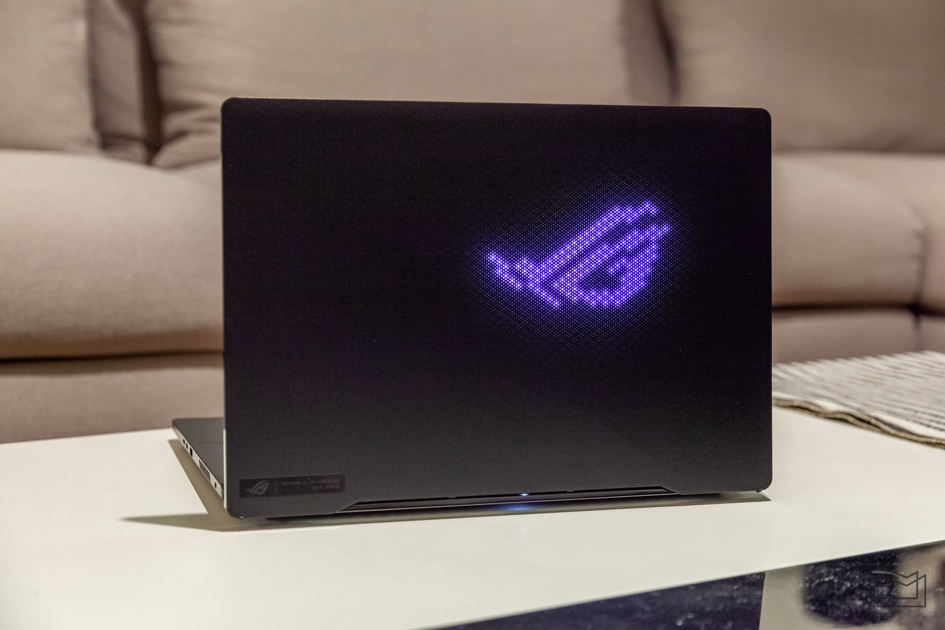 ROG Zephyrus M16 (7 of 44)