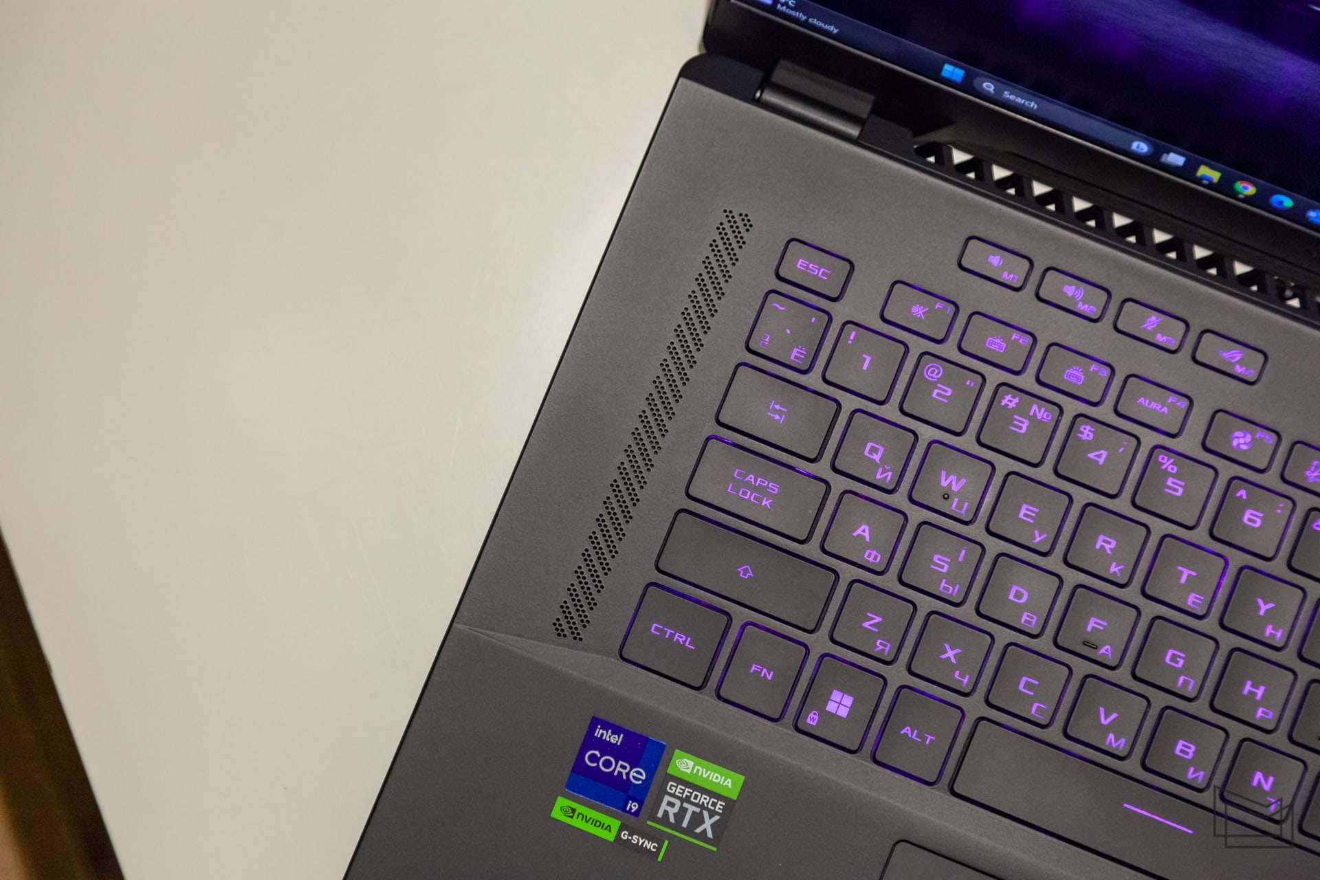 ROG Zephyrus M16 (20 of 44)