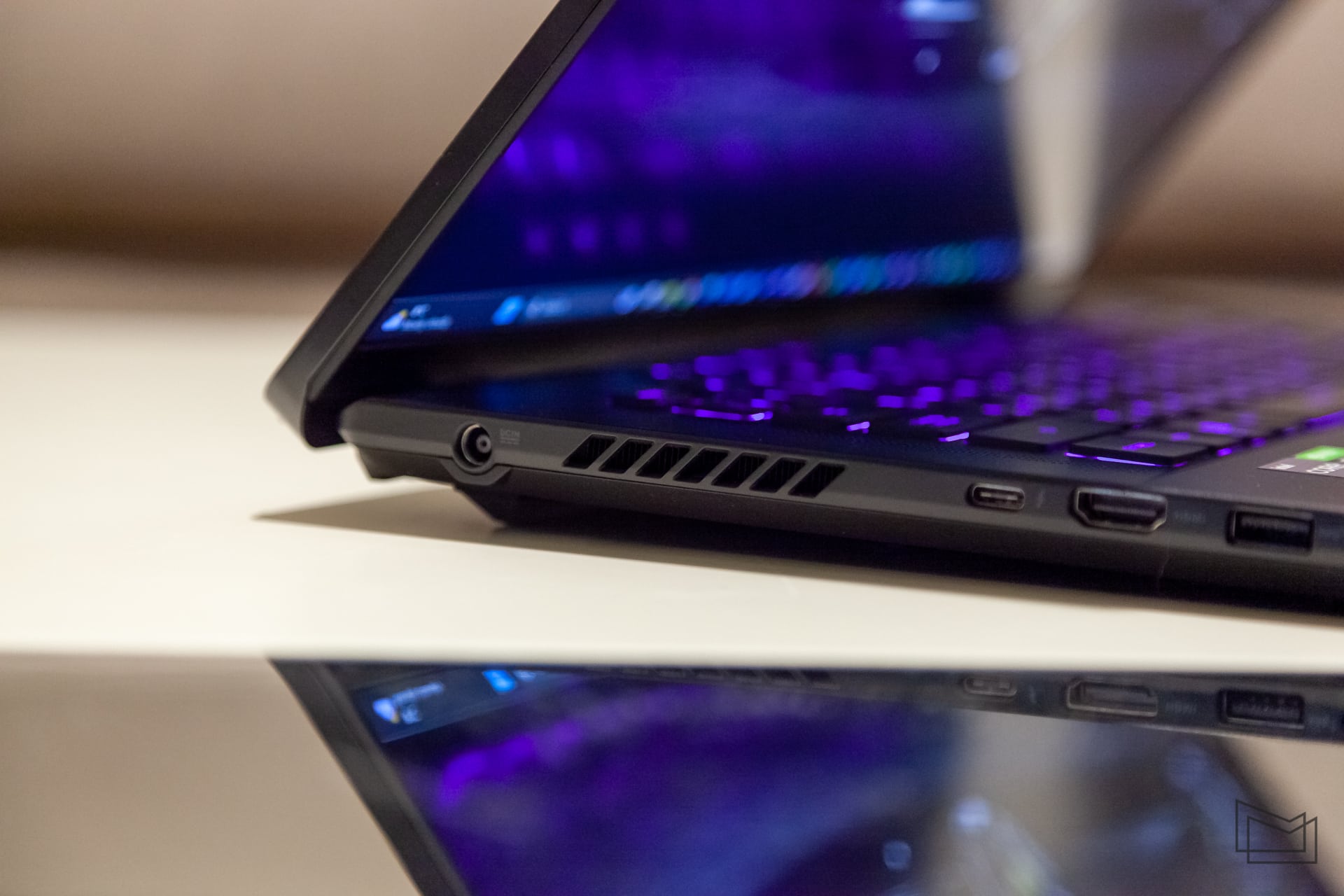 ROG Zephyrus M16 (40 of 44)