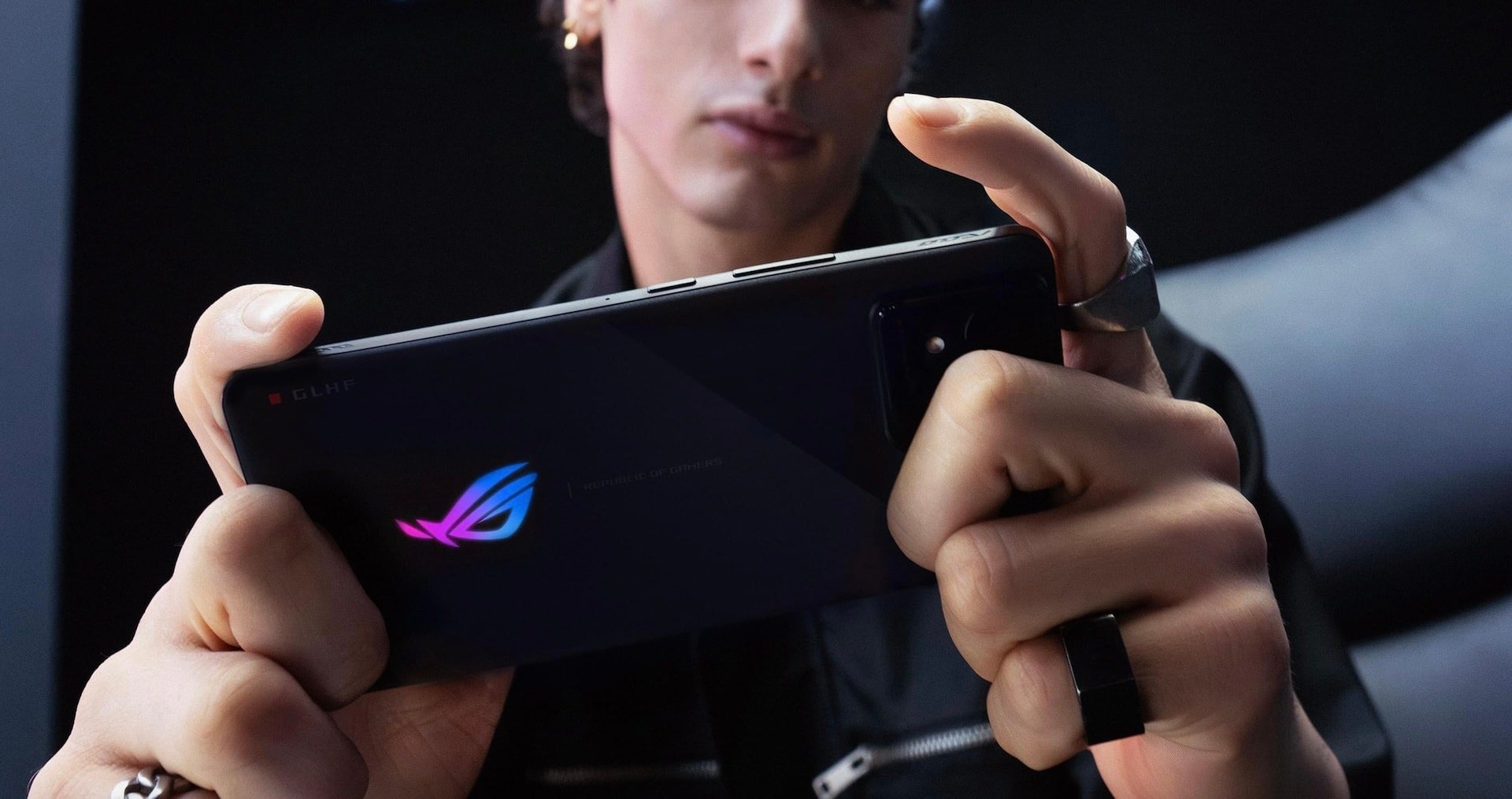 ROG Phone 8-3