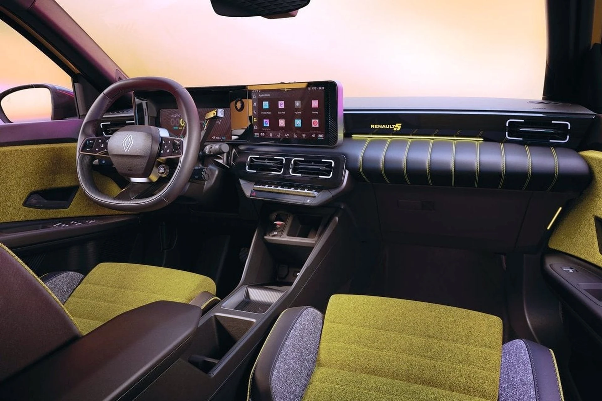 Renault 5 E-Tech inside