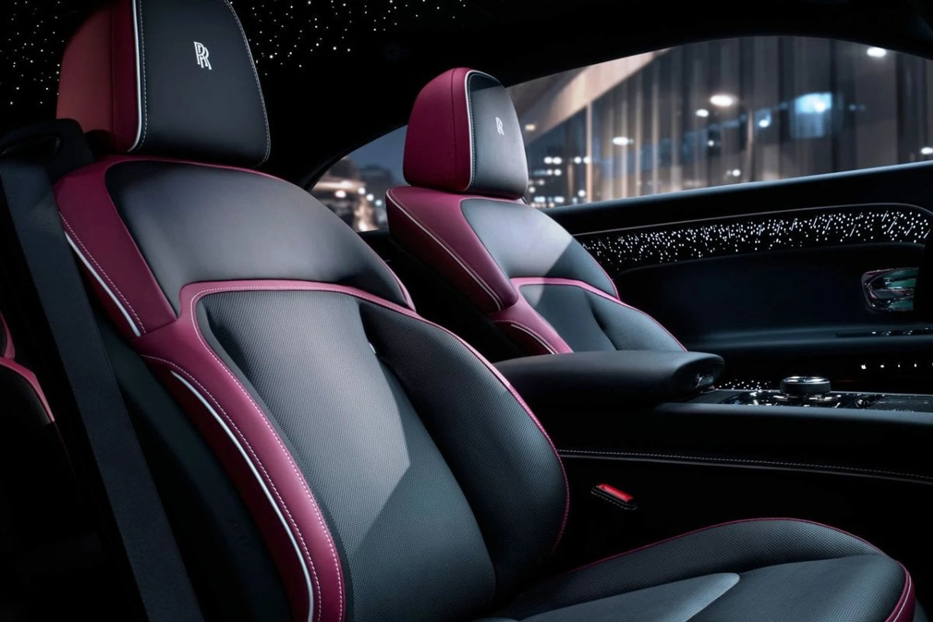 Rolls Royce Specter Black Badge inside seats