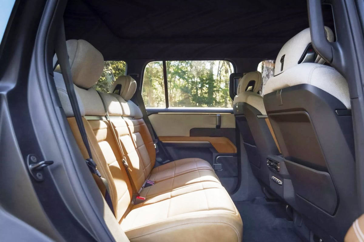 Scout Traveler inside seats rear