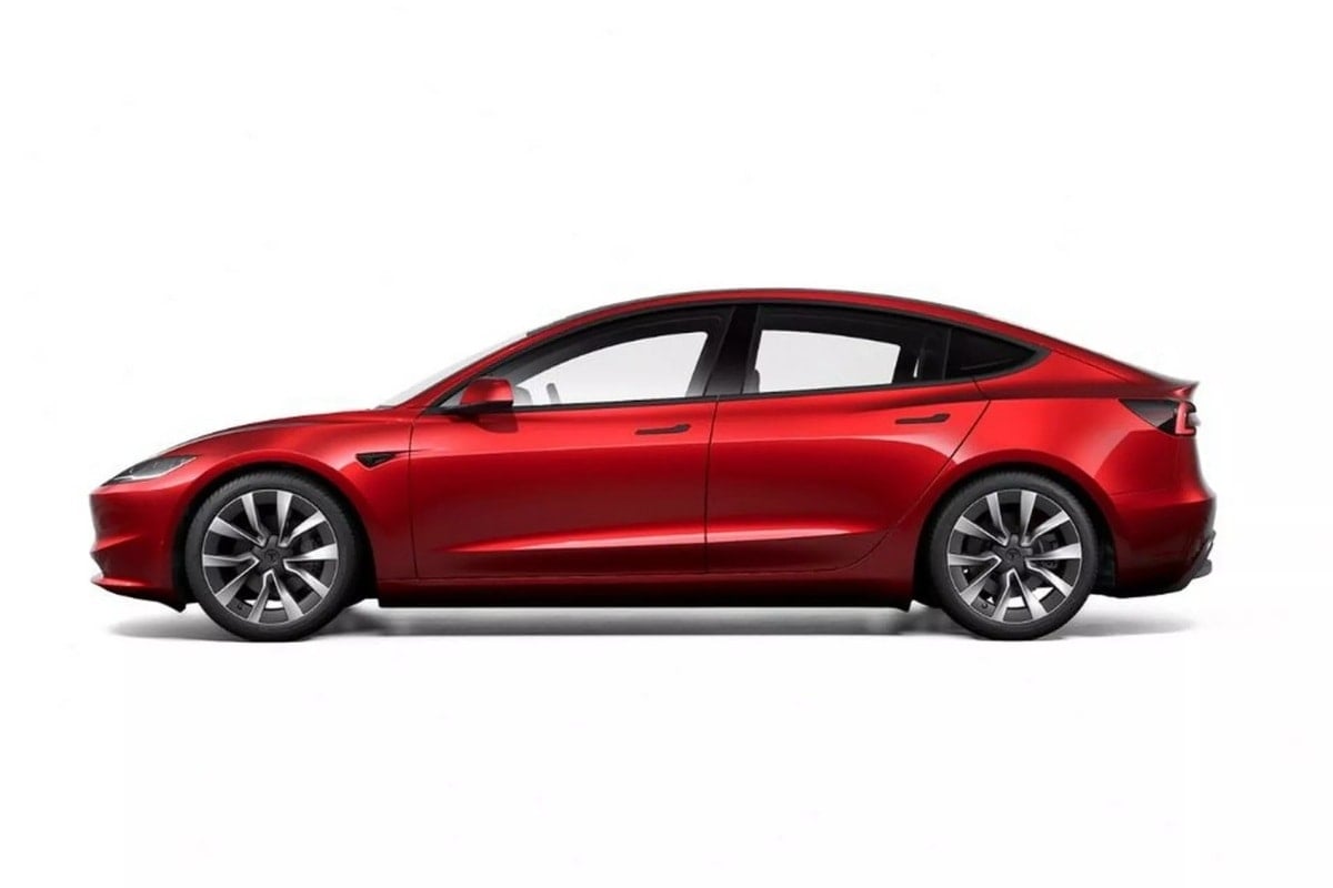 Tesla Model 3 side