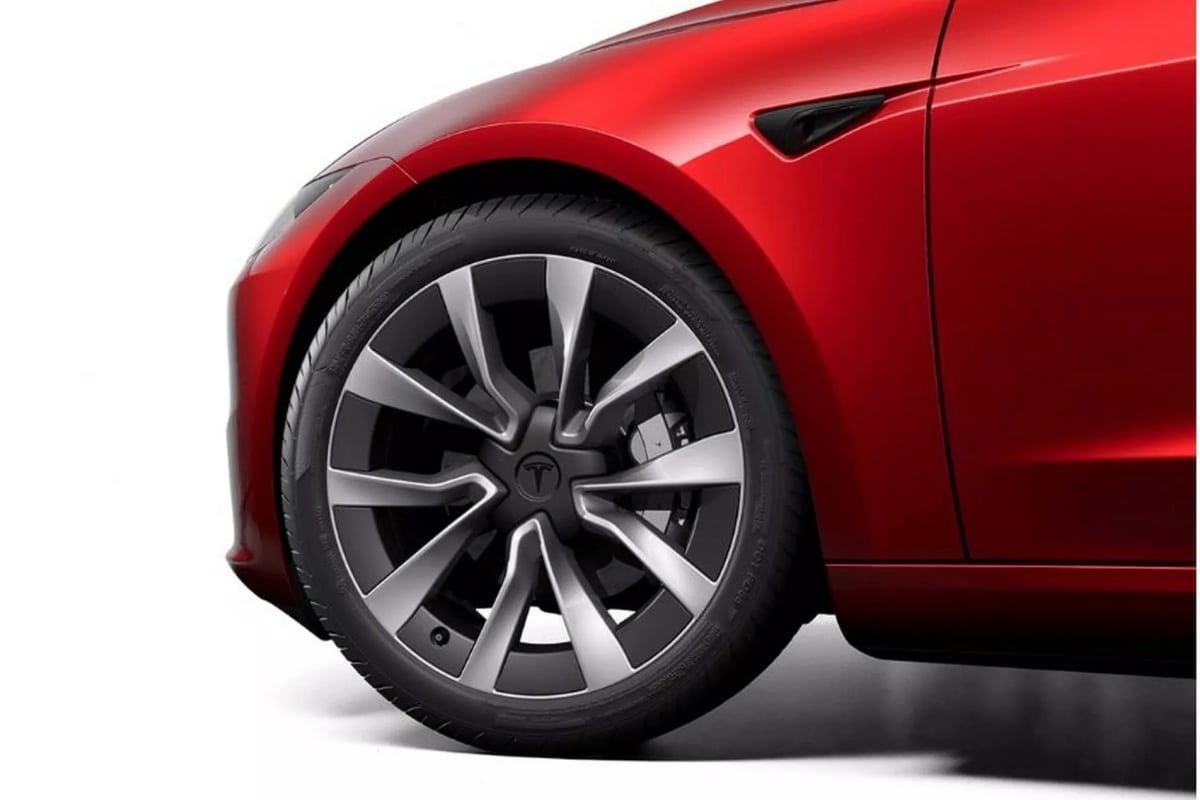 Tesla Model 3 wheels