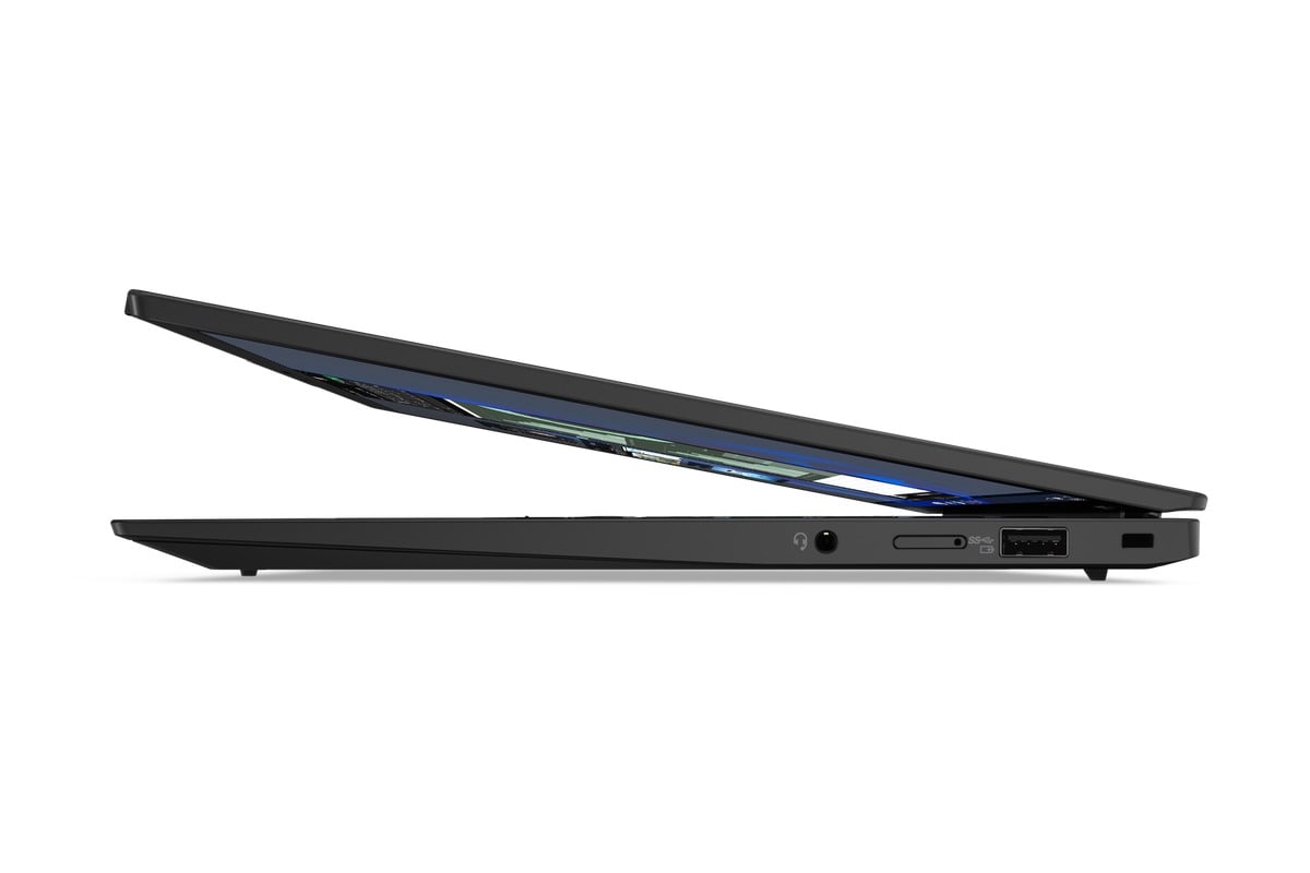 ThinkPad X1_Carbon_G11(4)