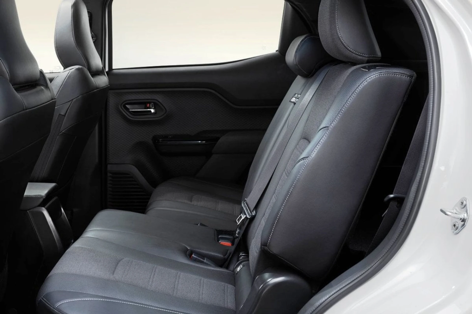 Toyota Urban Cruiser seats rear